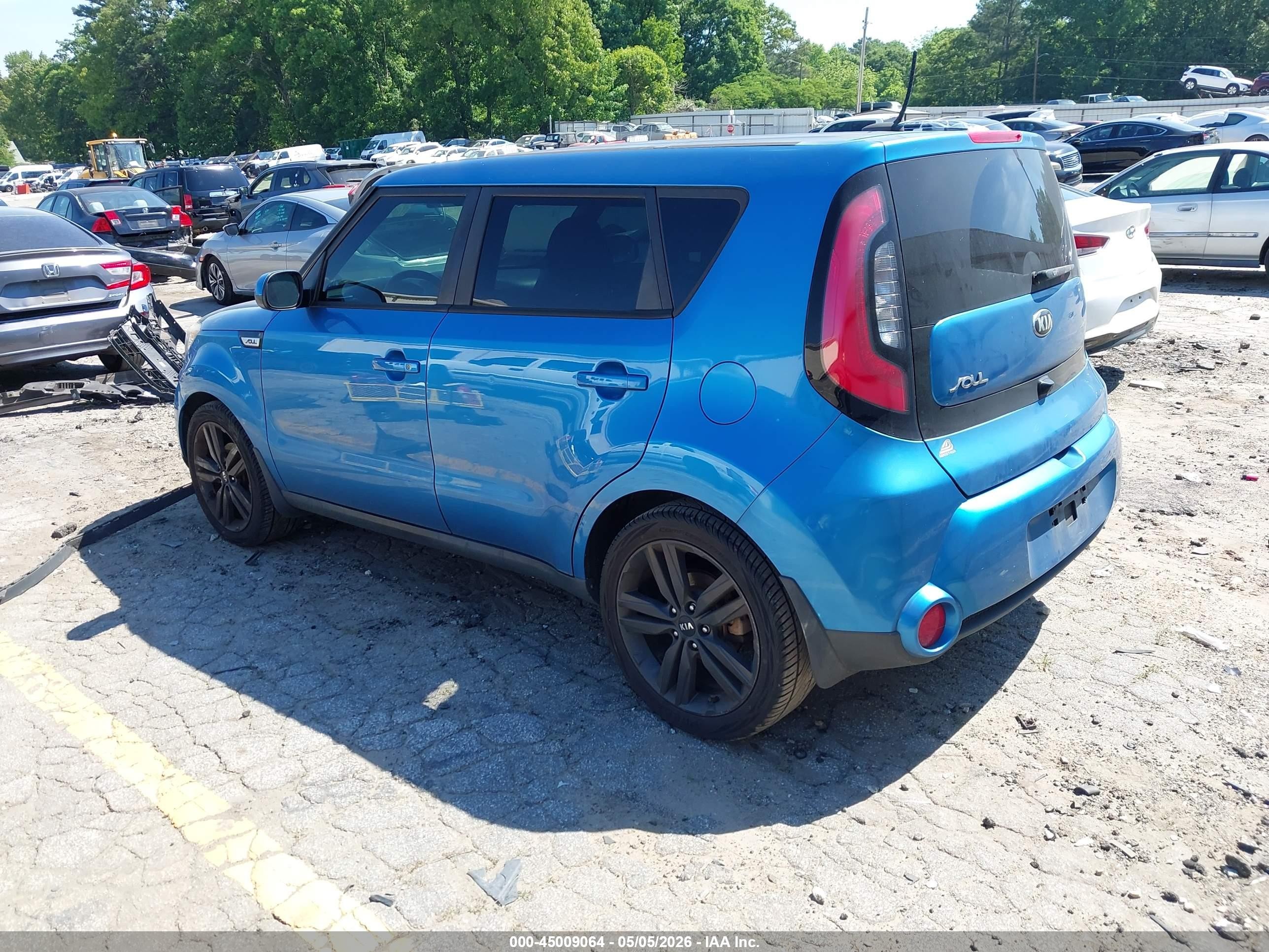2015 Kia Soul + Blue vin: KNDJP3A54F7160135