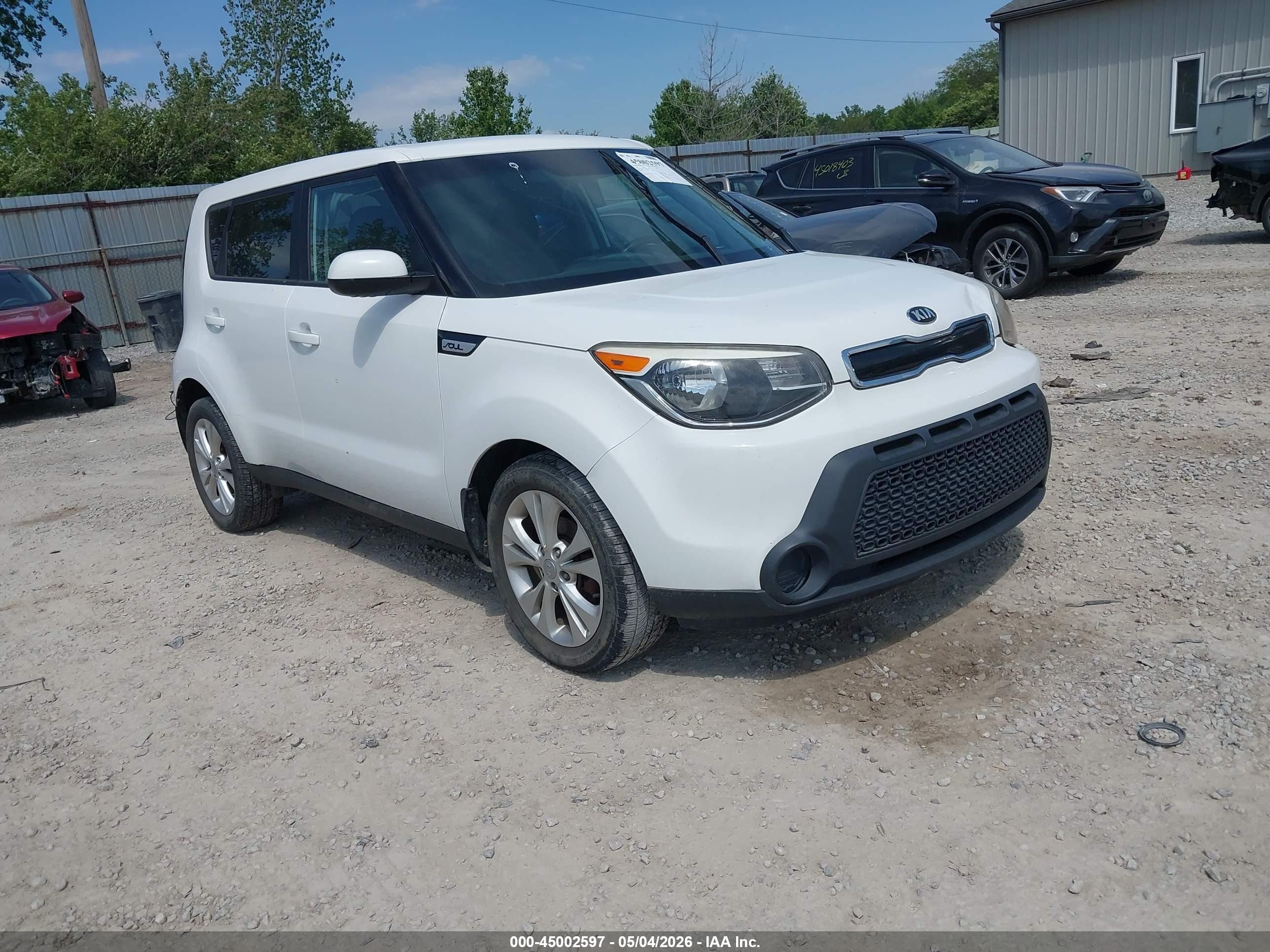 2015 Kia Soul + White vin: KNDJP3A54F7190087