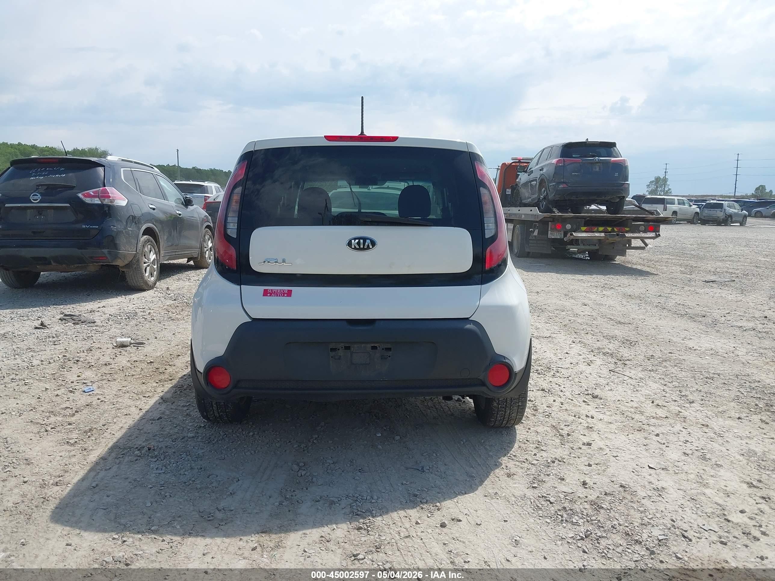 2015 Kia Soul + White vin: KNDJP3A54F7190087