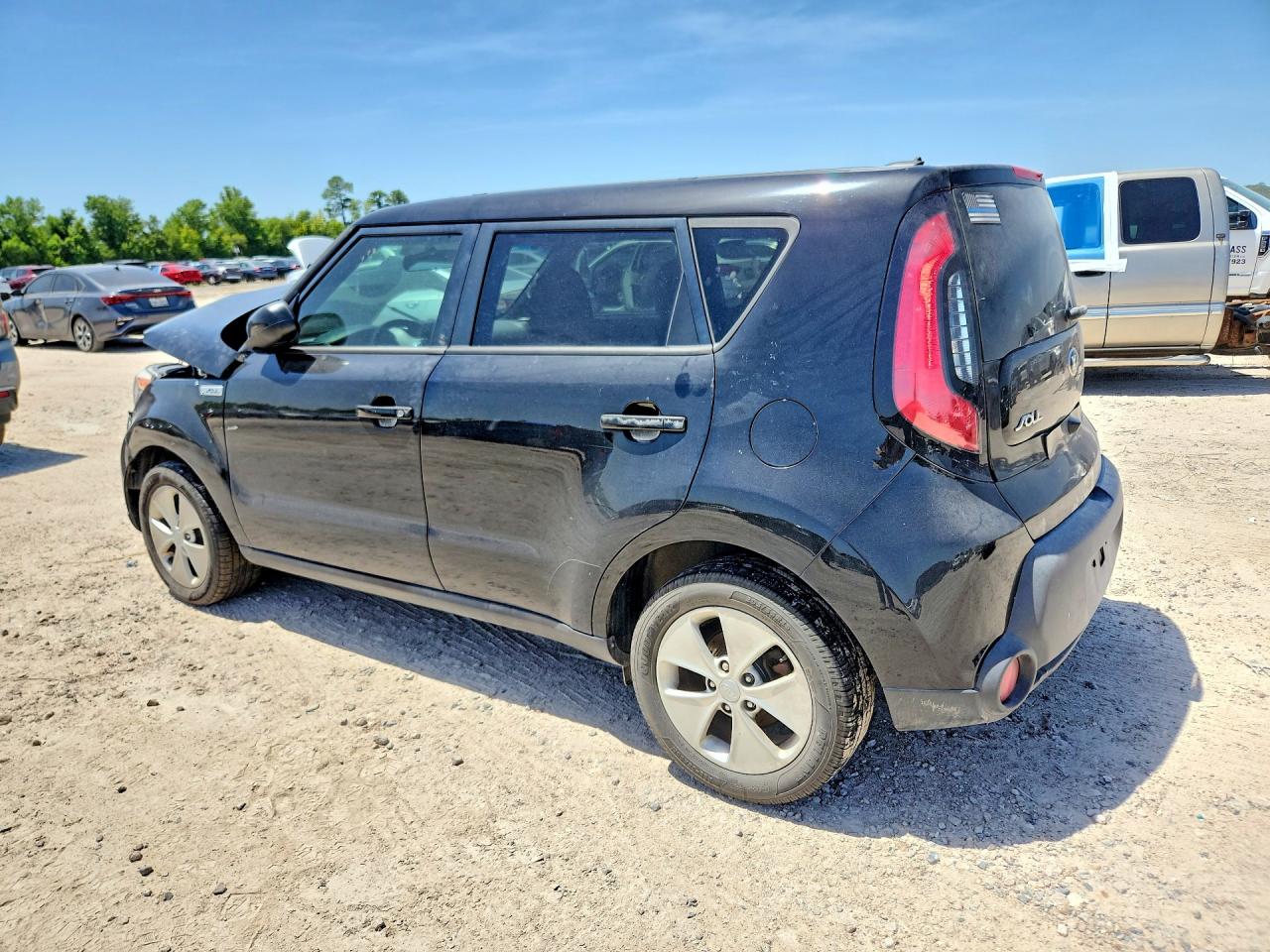 2015 Kia Soul + Black vin: KNDJP3A54F7200505