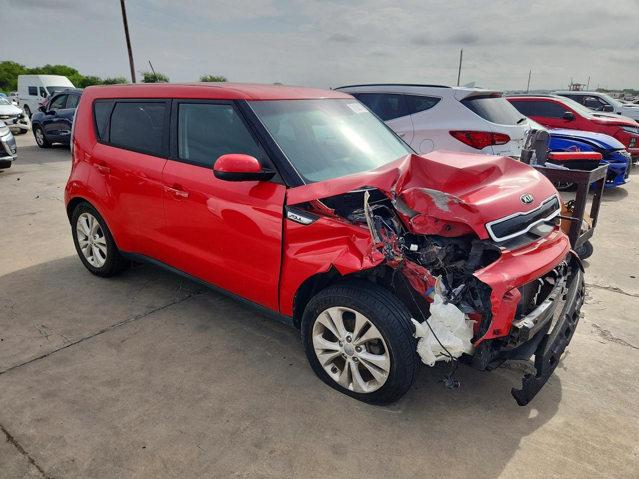 2015 Kia Soul + Red vin: KNDJP3A54F7748861