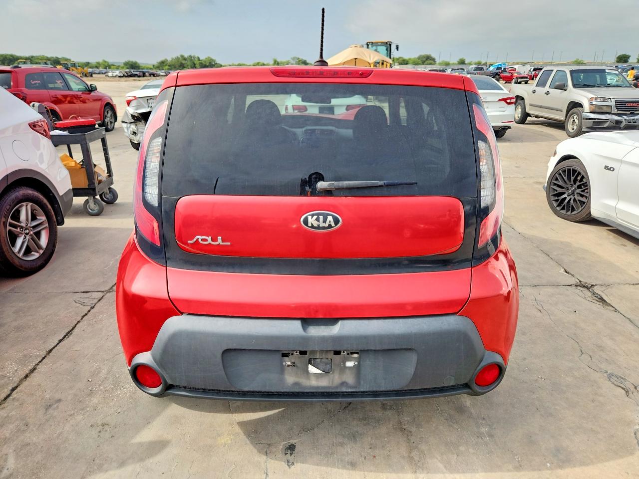 2015 Kia Soul + Red vin: KNDJP3A54F7748861