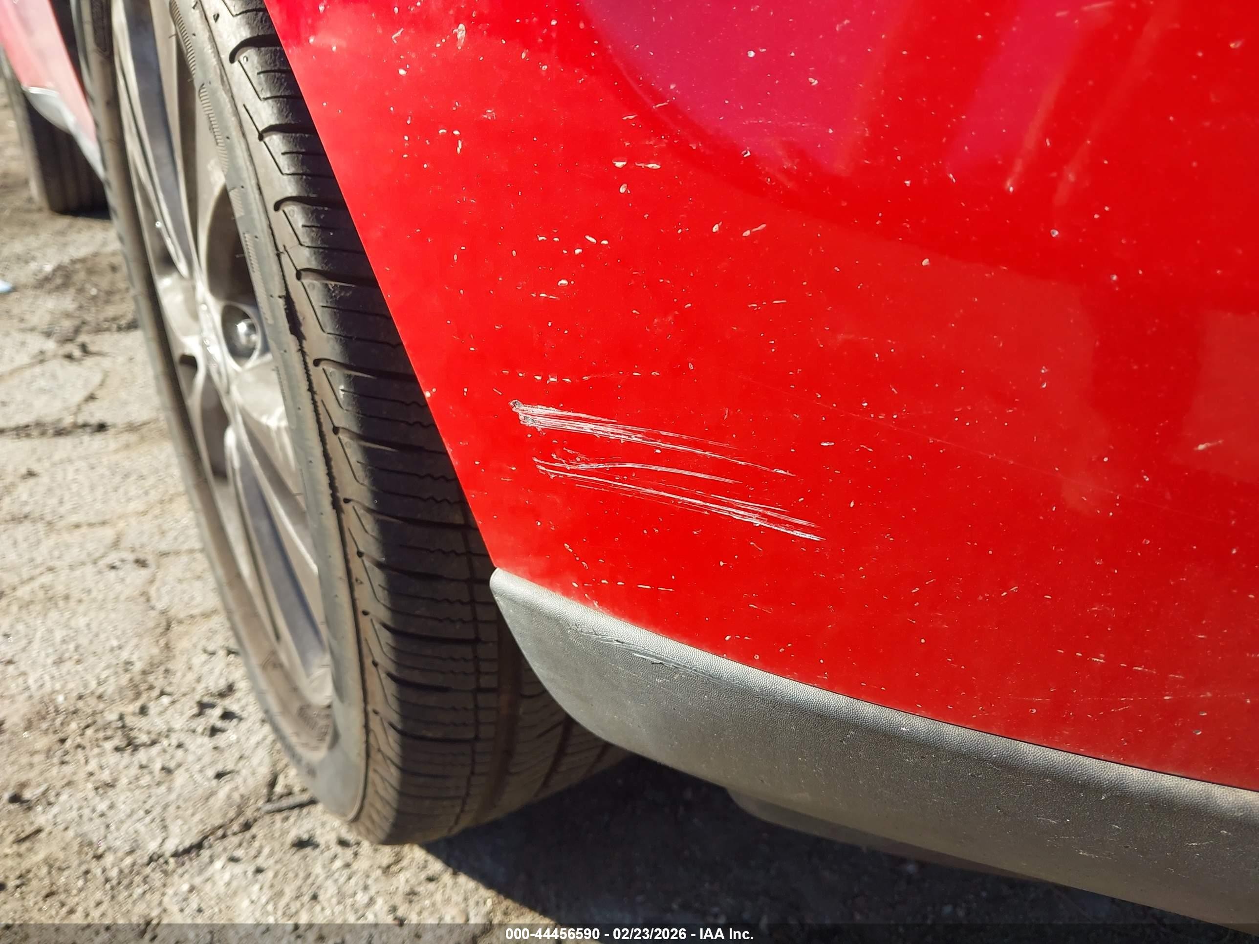 2015 Kia Soul + Red vin: KNDJP3A54F7761819