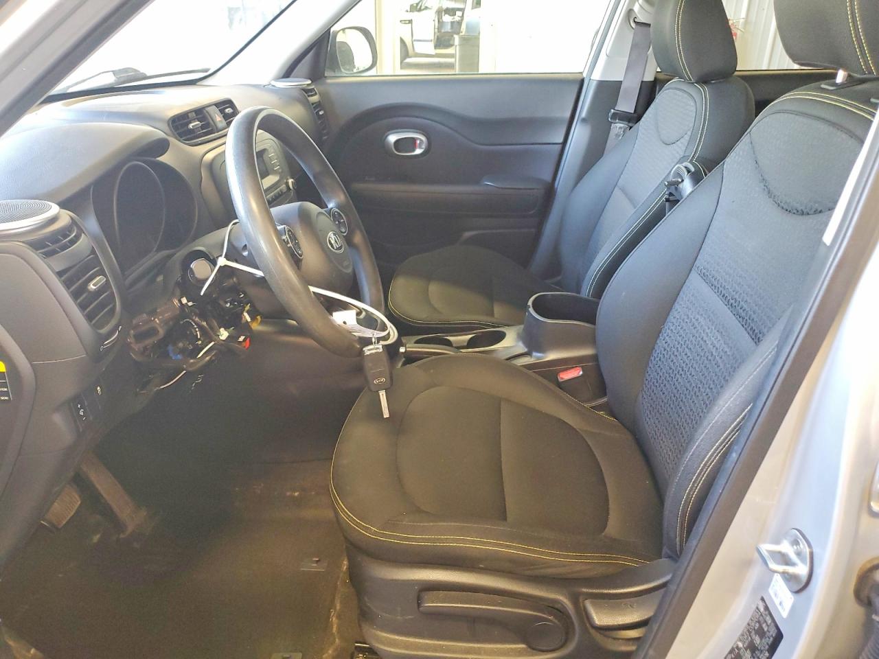 2015 Kia Soul + Silver vin: KNDJP3A54F7780791
