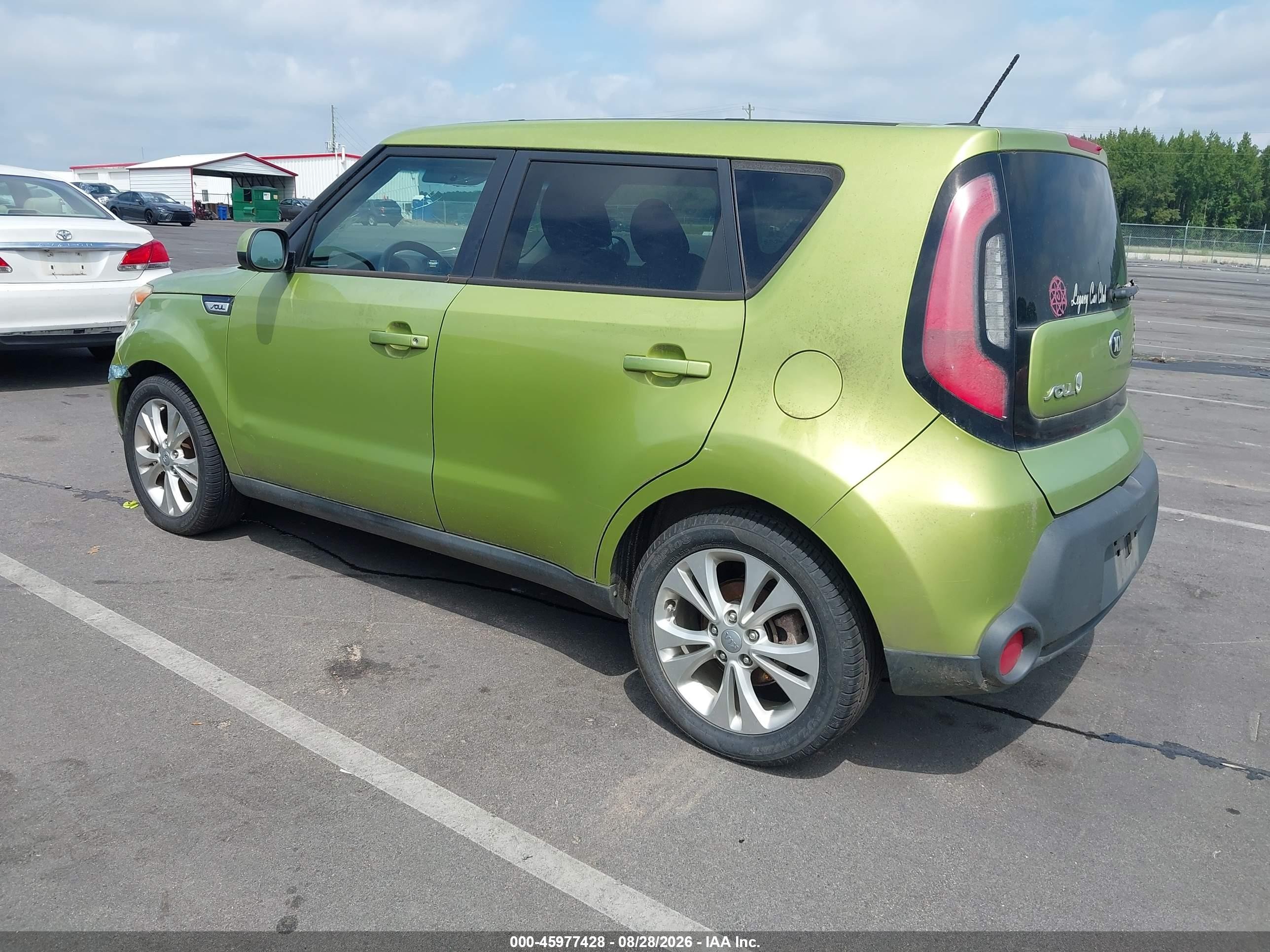 2015 Kia Soul + Green vin: KNDJP3A54F7788809