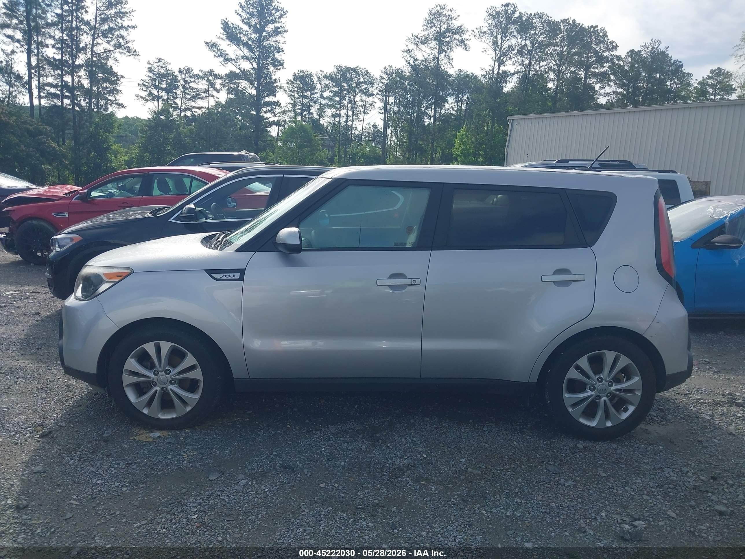 2015 Kia Soul + Silver vin: KNDJP3A54F7802773