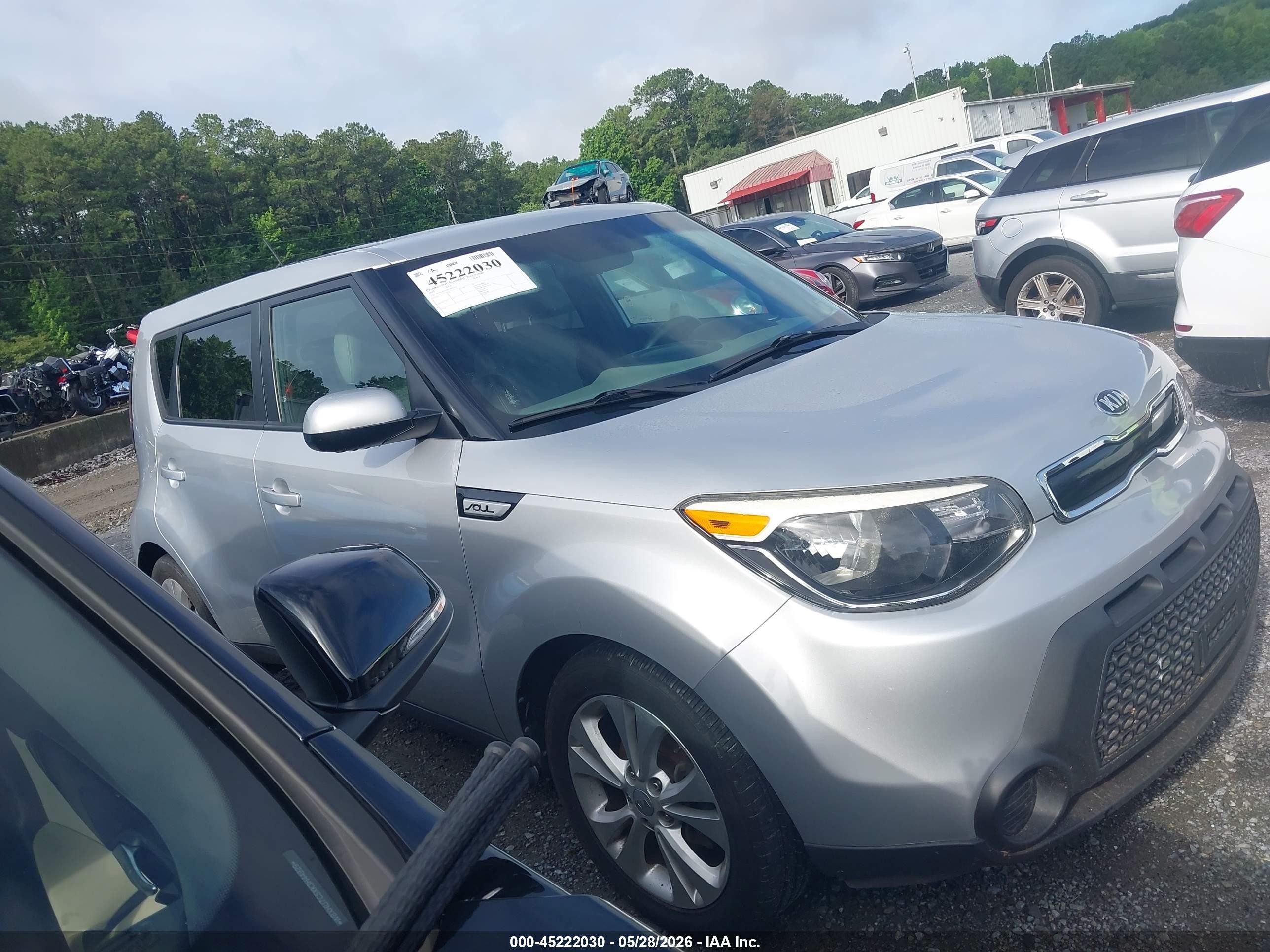 2015 Kia Soul + Silver vin: KNDJP3A54F7802773