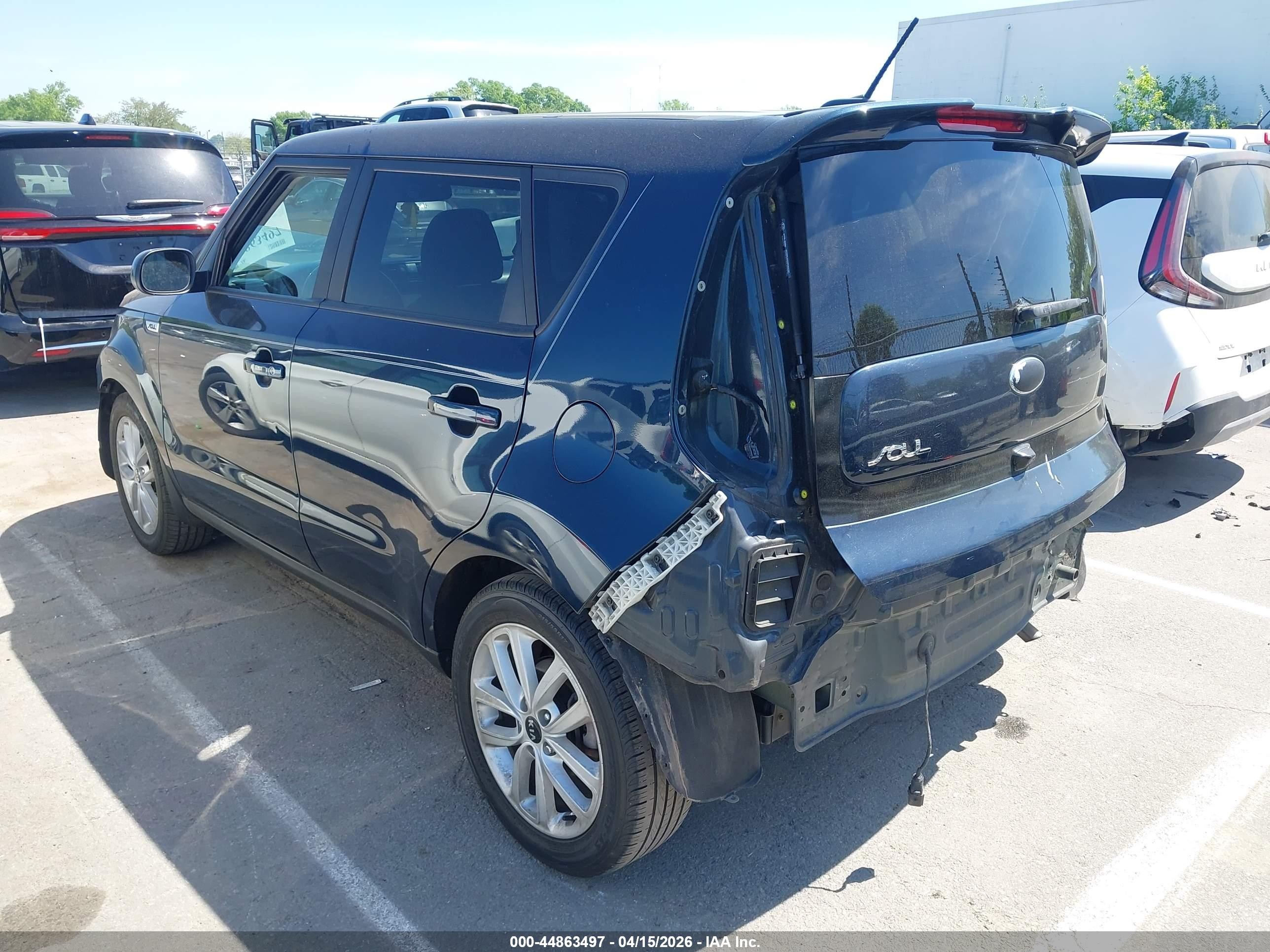 2019 Kia Soul + Black vin: KNDJP3A54K7693967