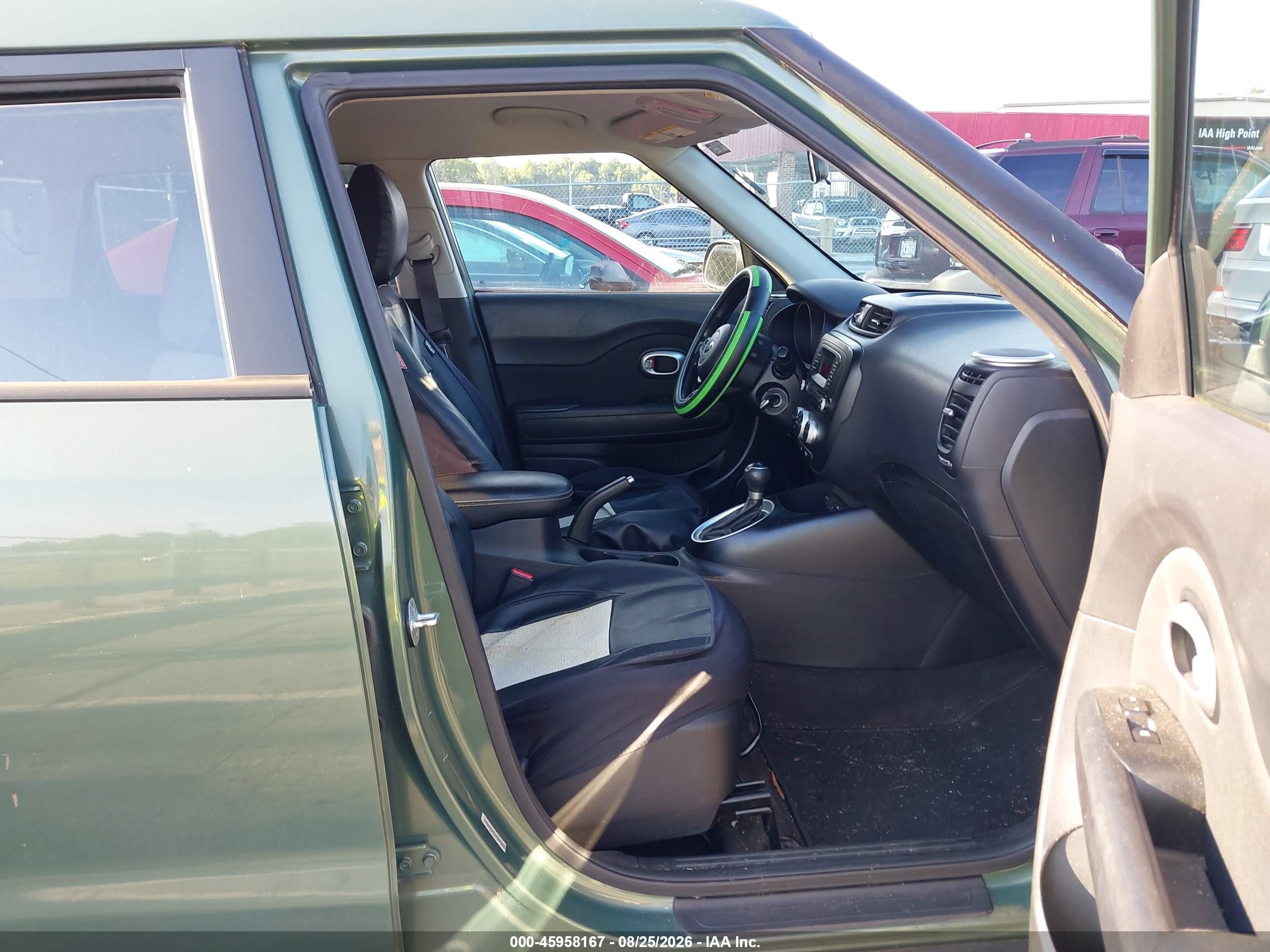 2014 Kia Soul + Green vin: KNDJP3A55E7007696