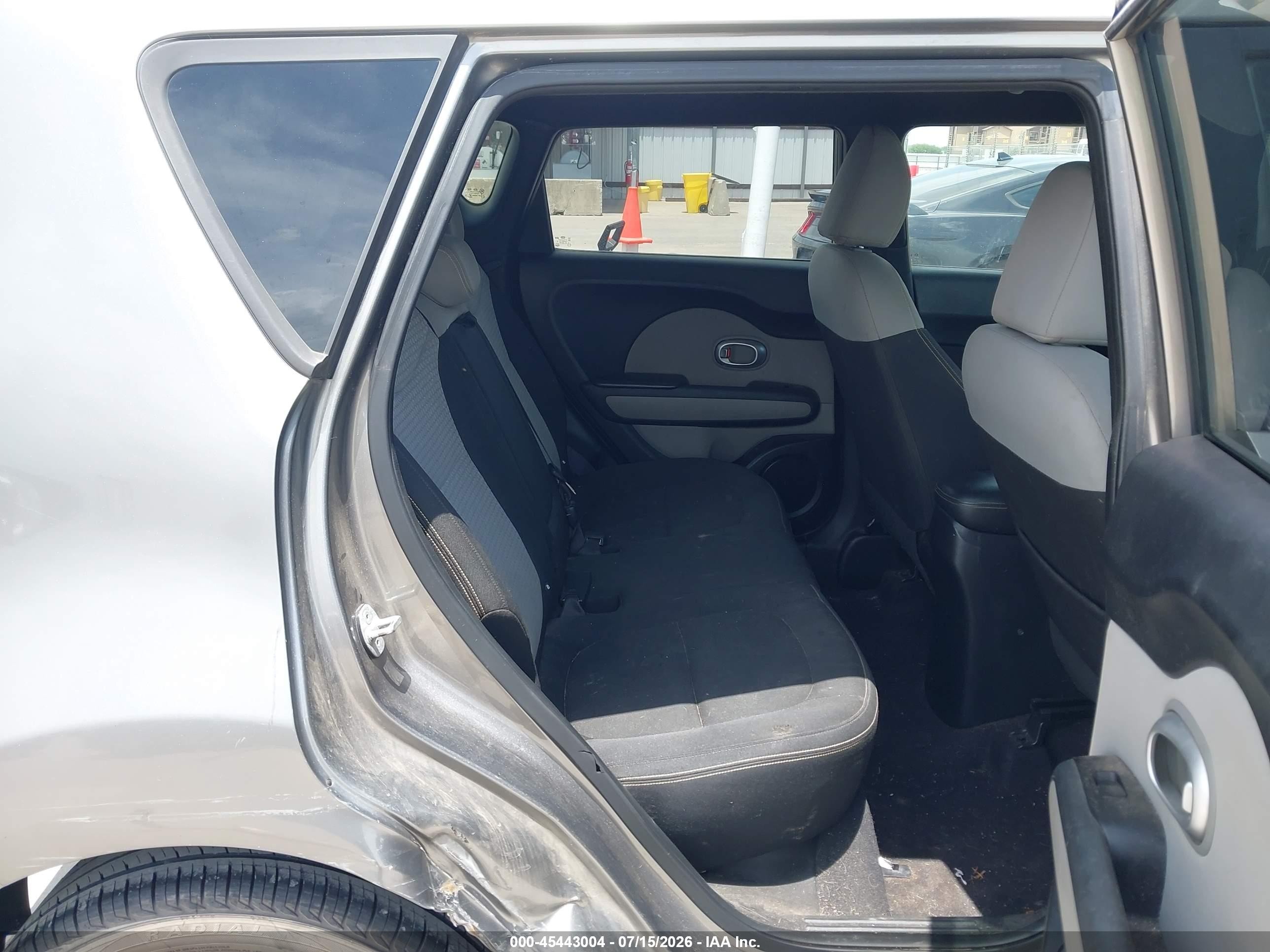 2014 Kia Soul + Gray vin: KNDJP3A55E7015054
