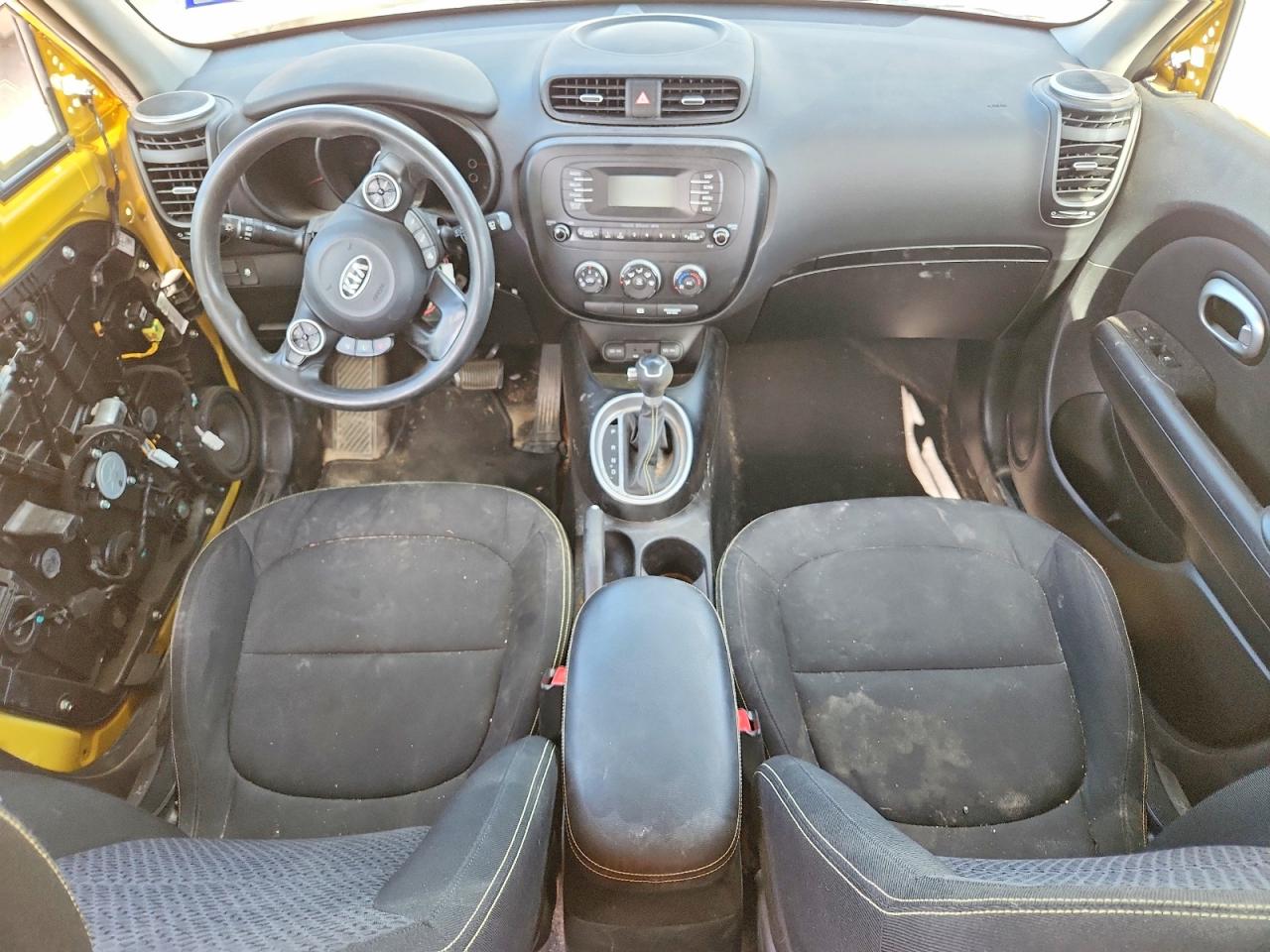 2014 Kia Soul + Yellow vin: KNDJP3A55E7033585
