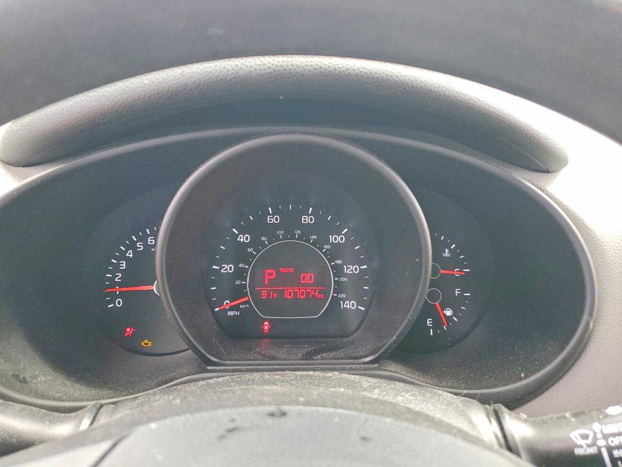 2014 Kia Soul + Black vin: KNDJP3A55E7066232
