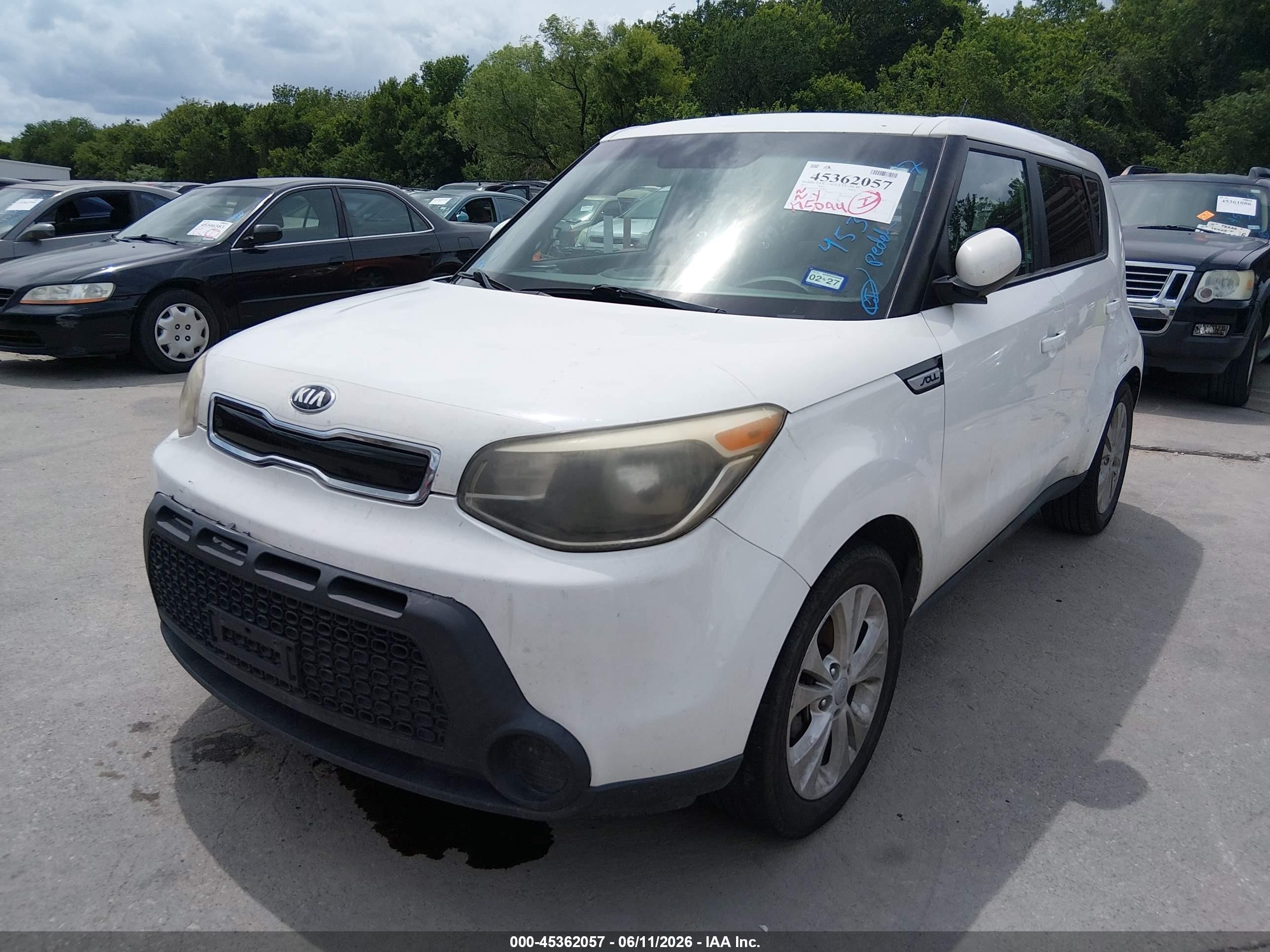 2015 Kia Soul + White vin: KNDJP3A55F7142887