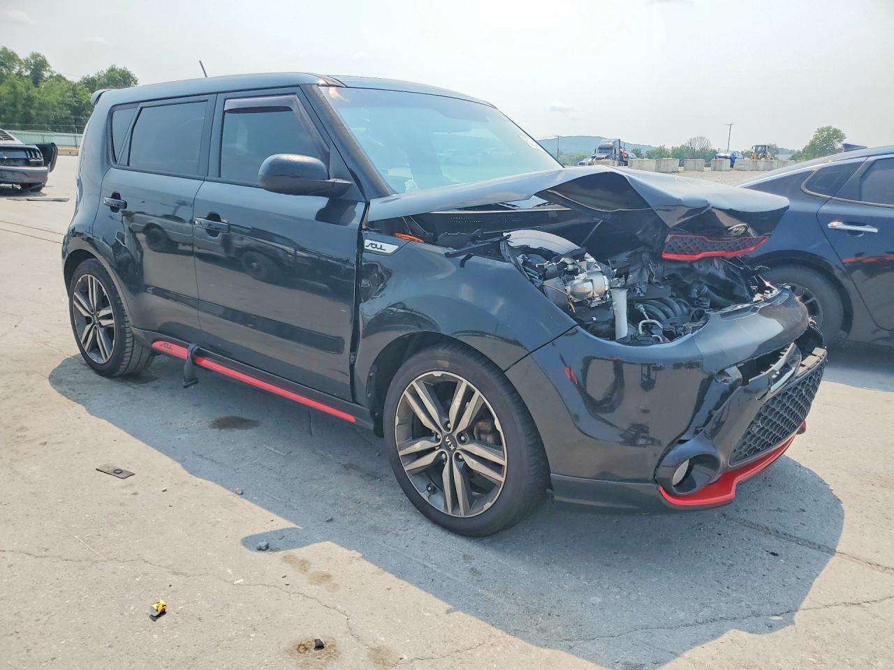 2015 Kia Soul + Black vin: KNDJP3A55F7155722