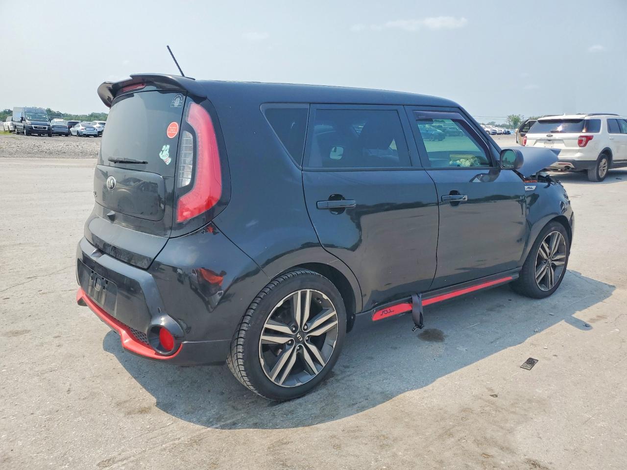 2015 Kia Soul + Black vin: KNDJP3A55F7155722