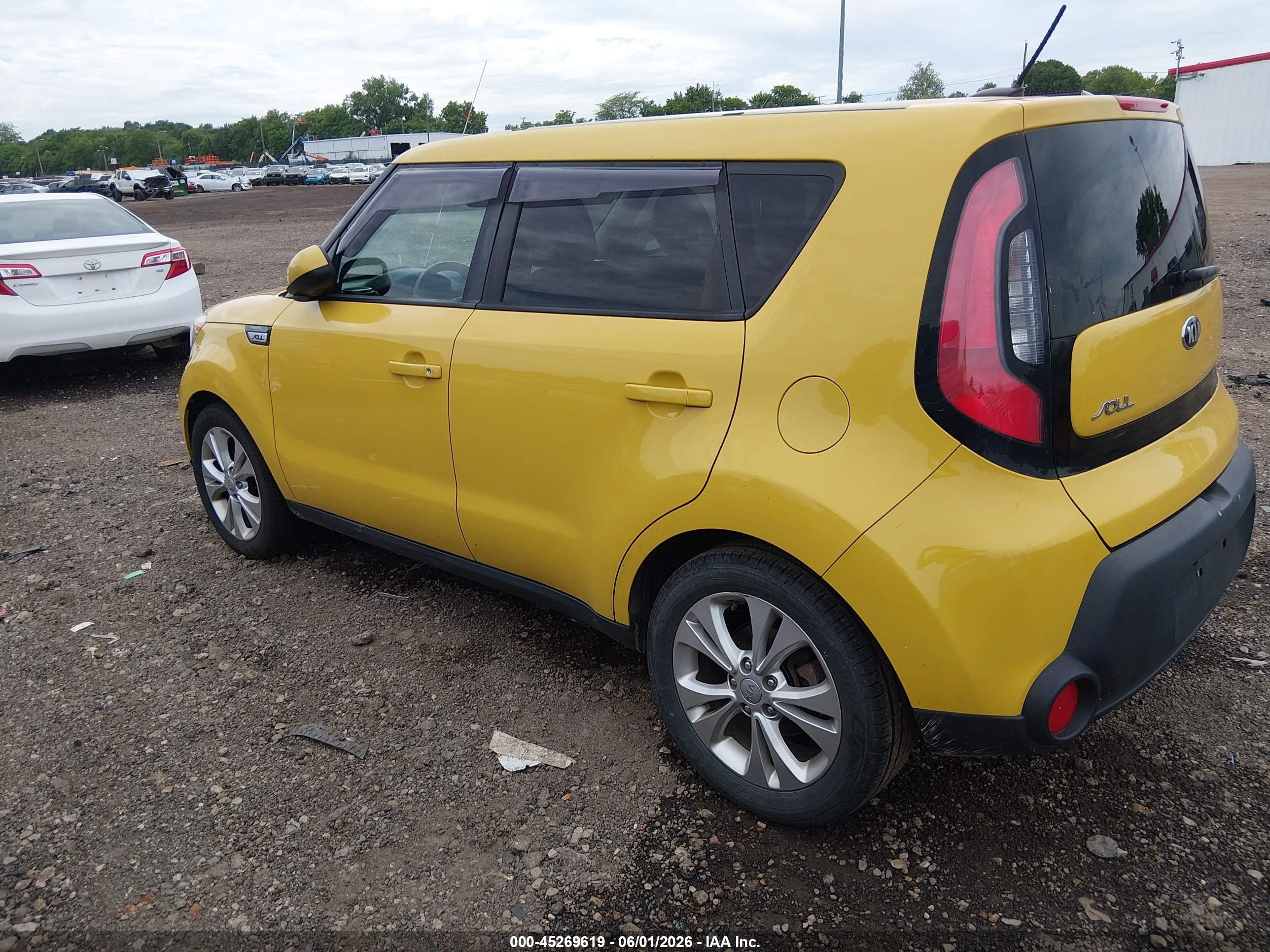 2015 Kia Soul + Желтый vin: KNDJP3A55F7163643