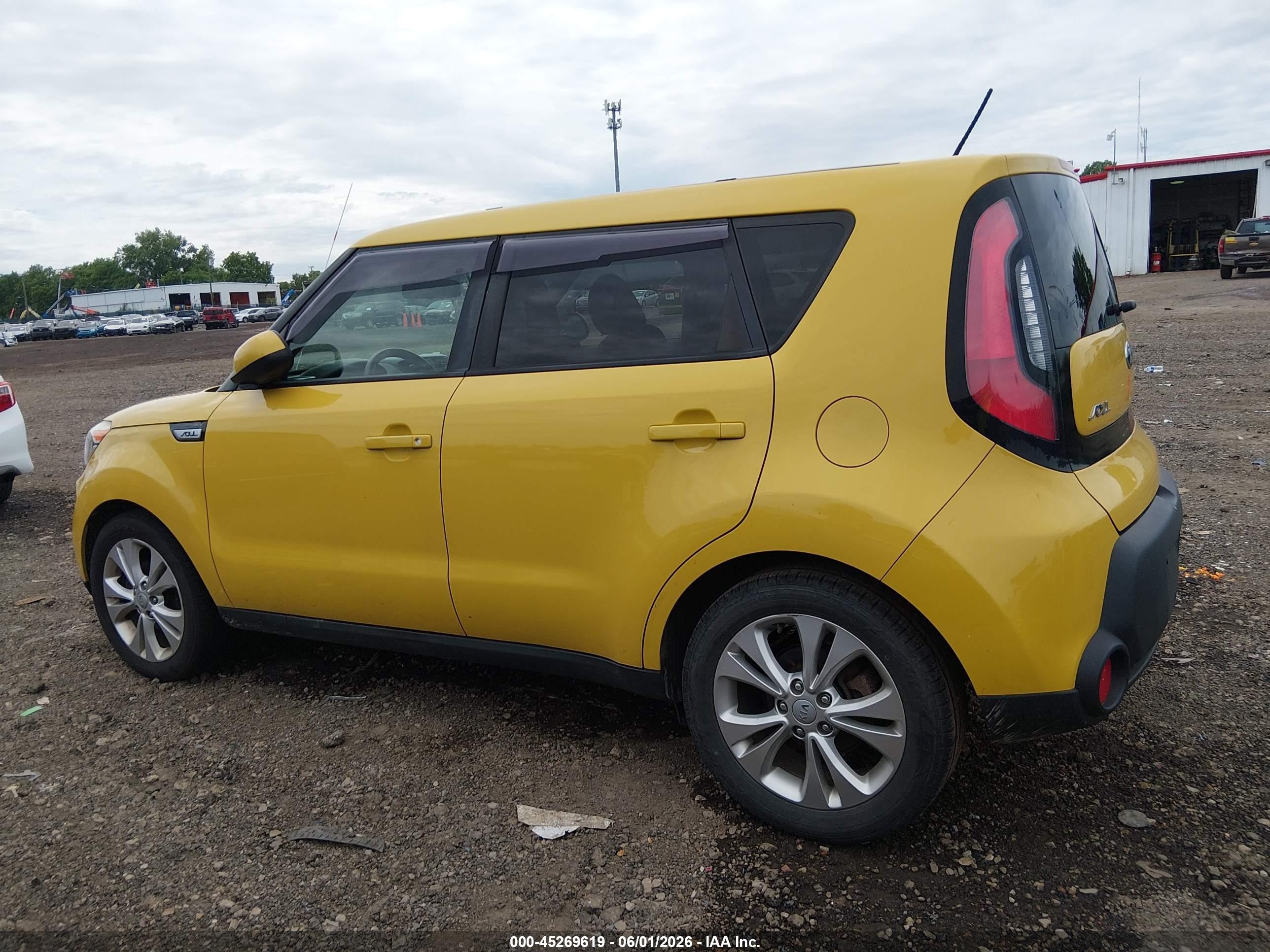 2015 Kia Soul + Желтый vin: KNDJP3A55F7163643
