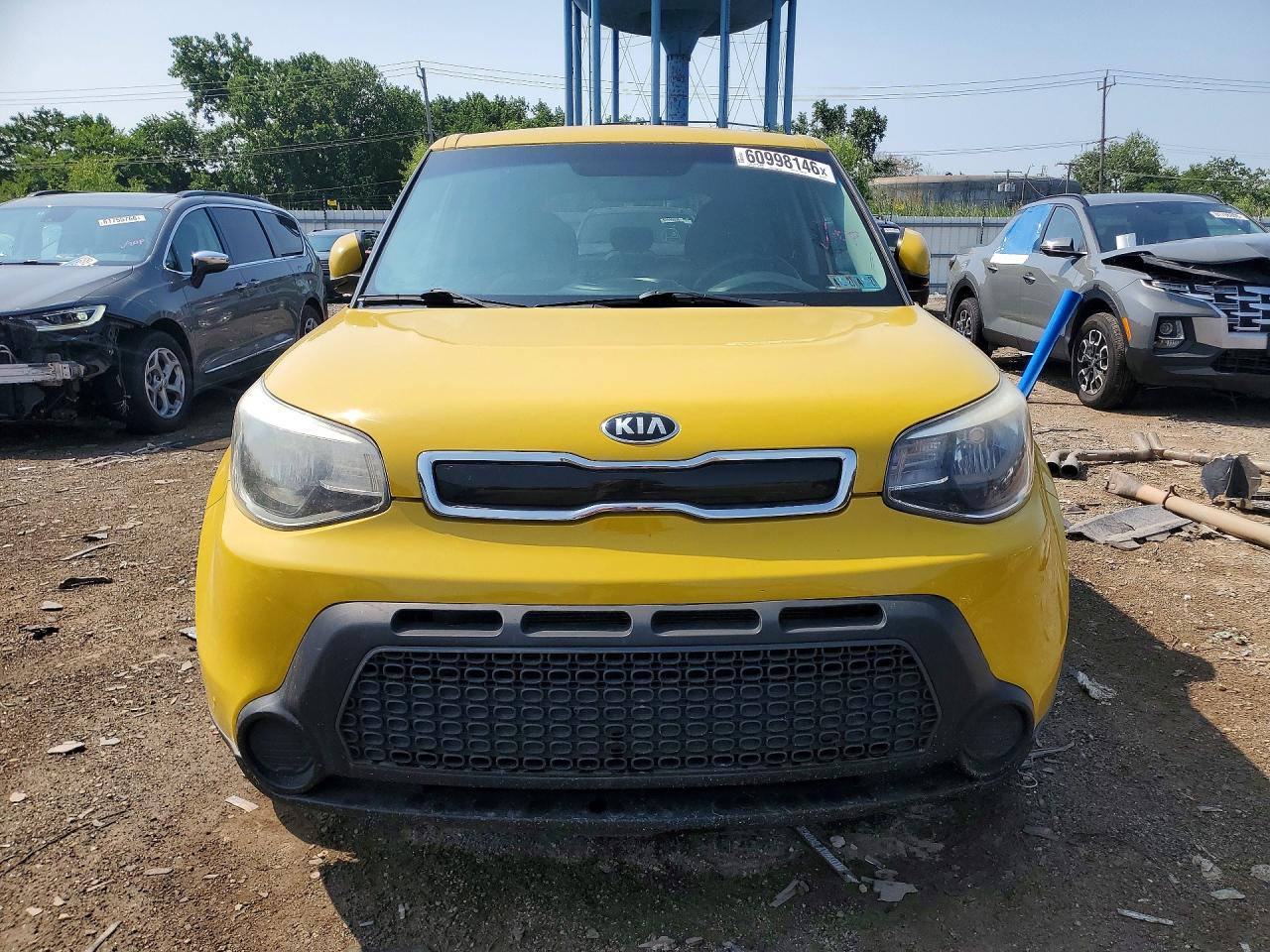 2015 Kia Soul + Yellow vin: KNDJP3A55F7183973