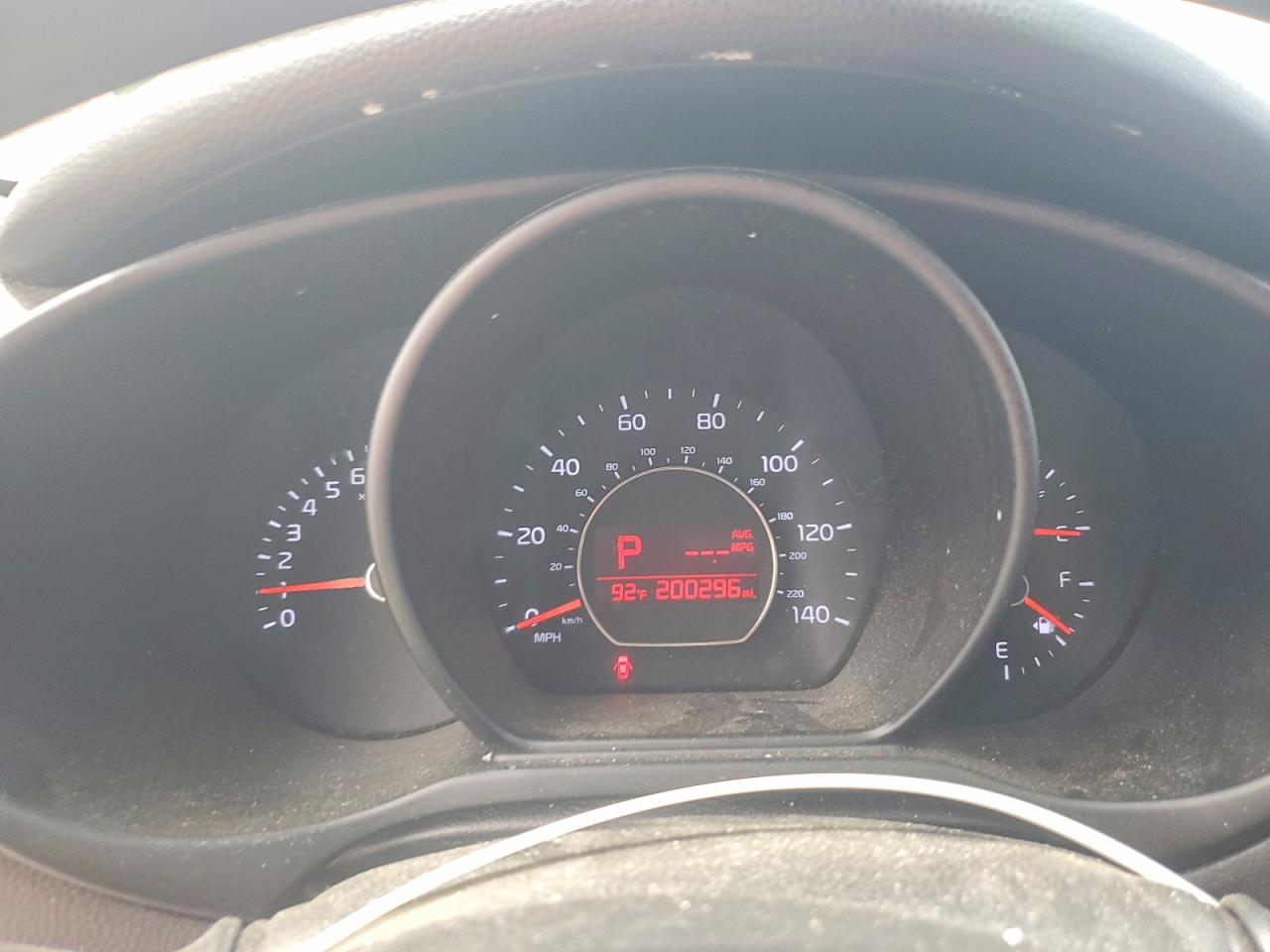 2015 Kia Soul + White vin: KNDJP3A55F7191913