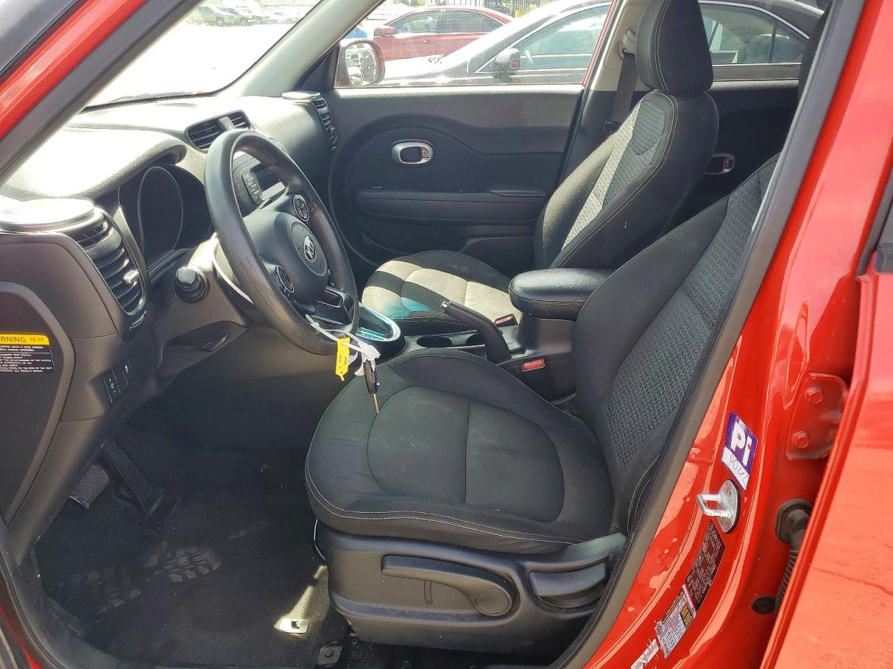 2015 Kia Soul + Red vin: KNDJP3A55F7749887