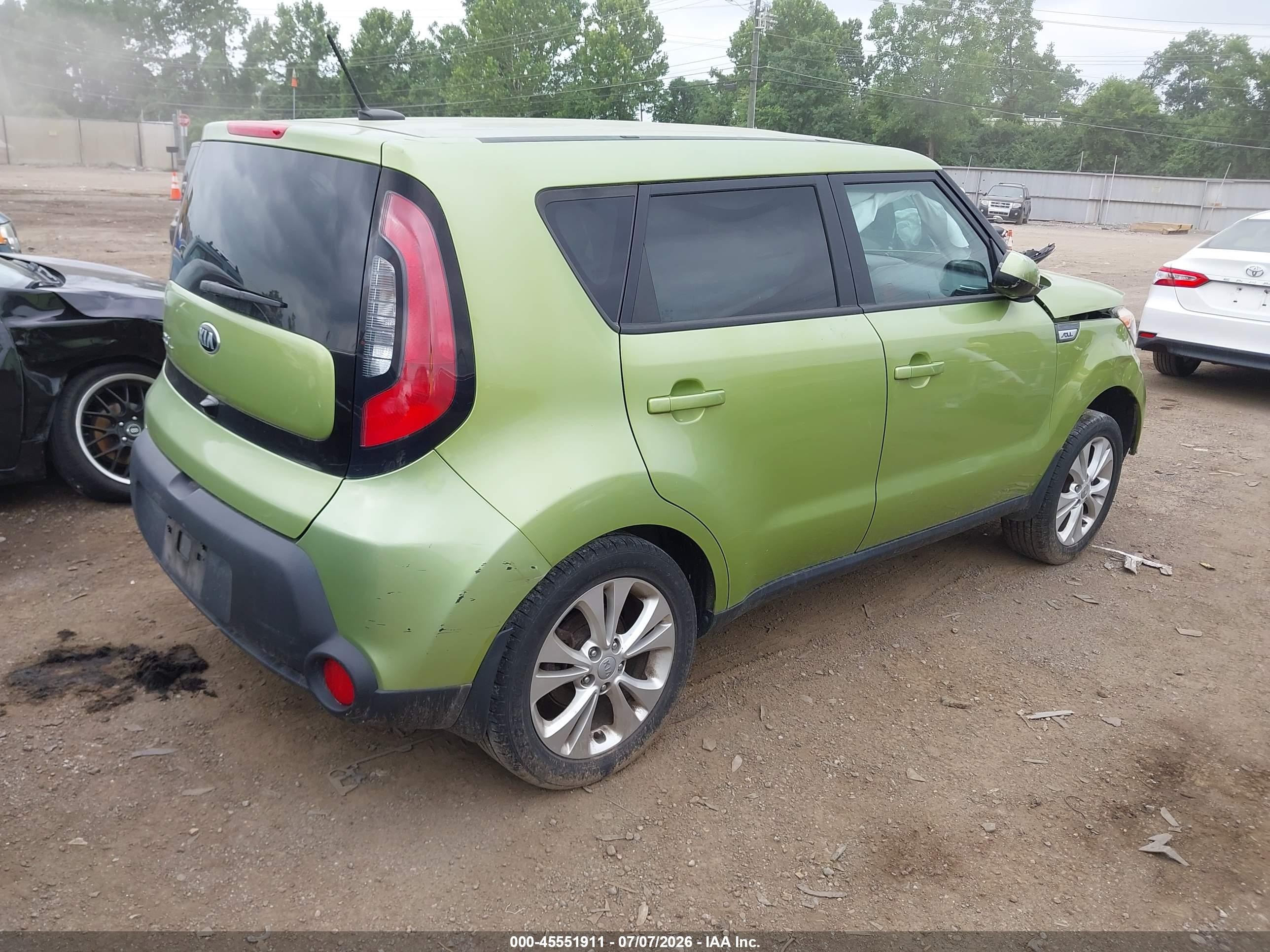 2015 Kia Soul + Green vin: KNDJP3A55F7756497
