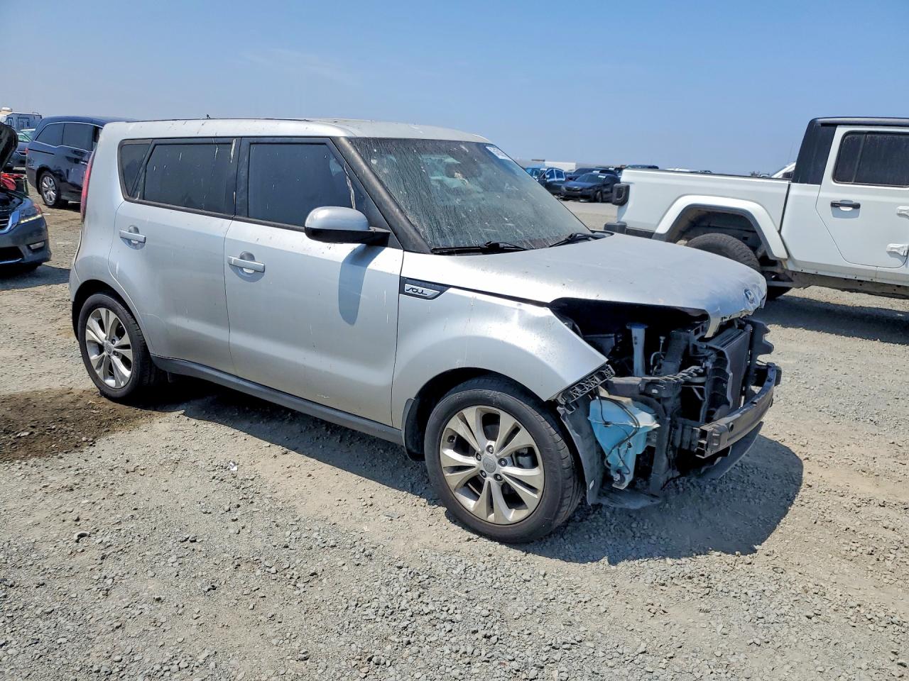 2015 Kia Soul + Silver vin: KNDJP3A55F7770223