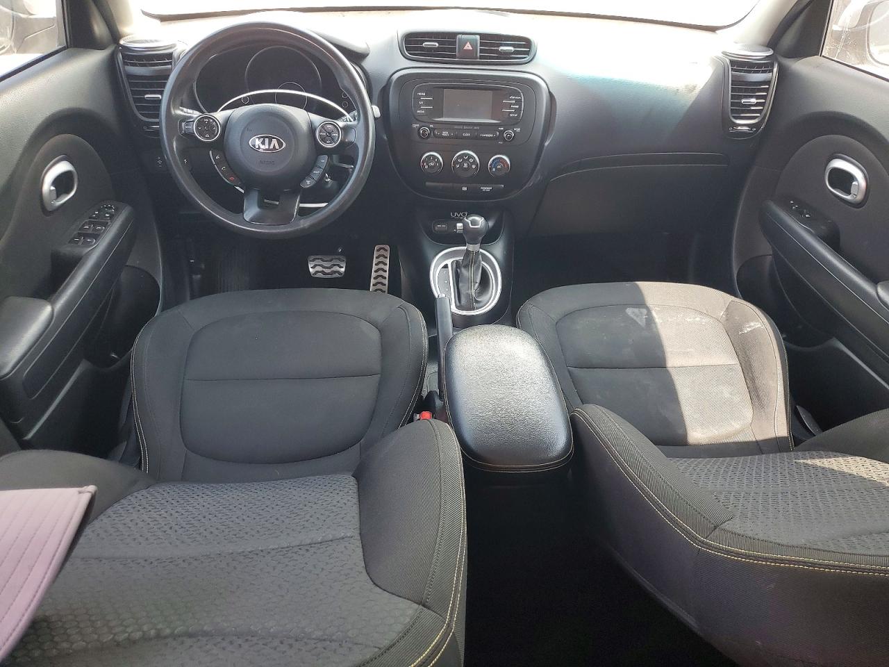 2015 Kia Soul + Silver vin: KNDJP3A55F7770223