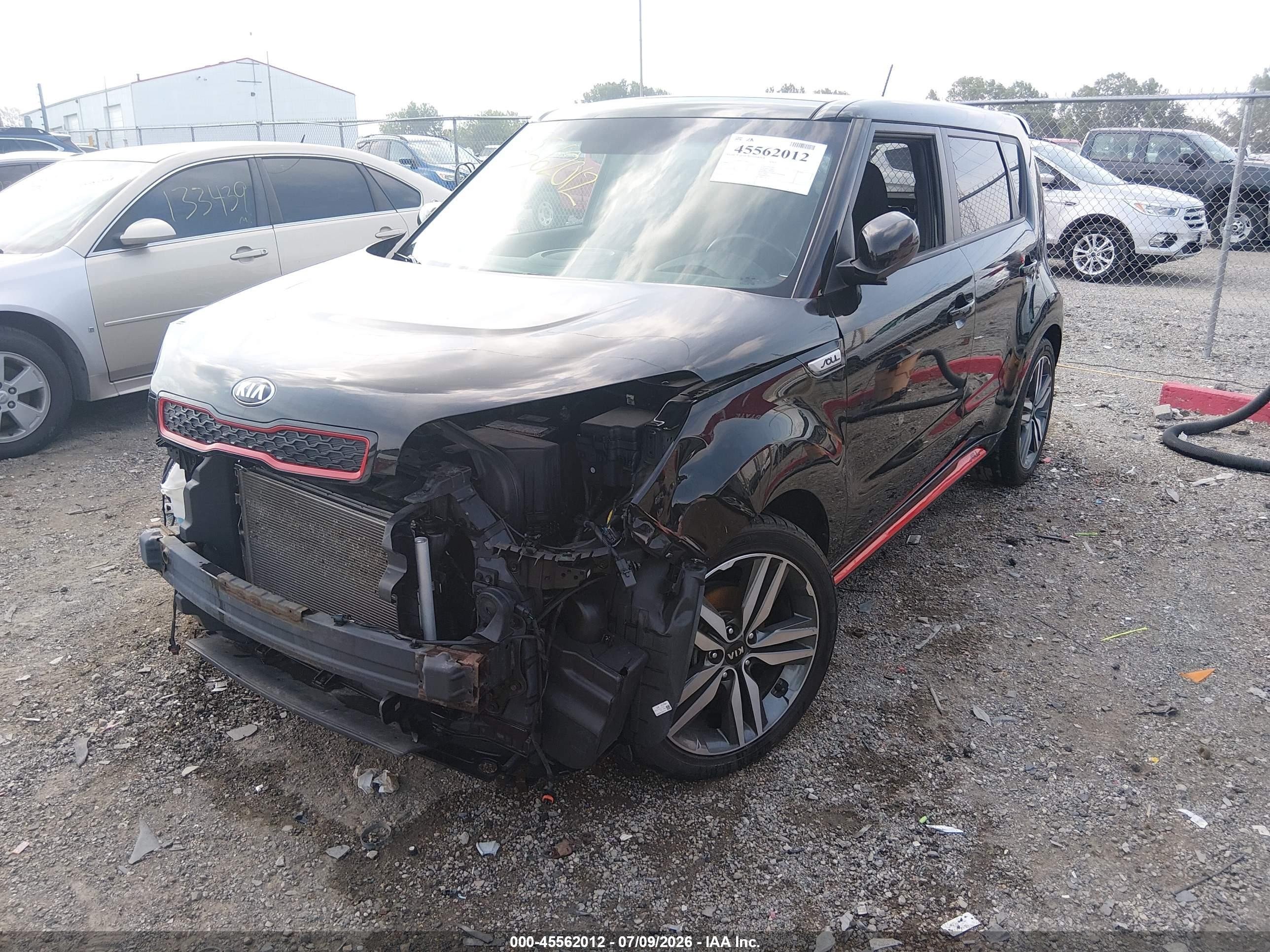 2015 Kia Soul + Black vin: KNDJP3A55F7775888