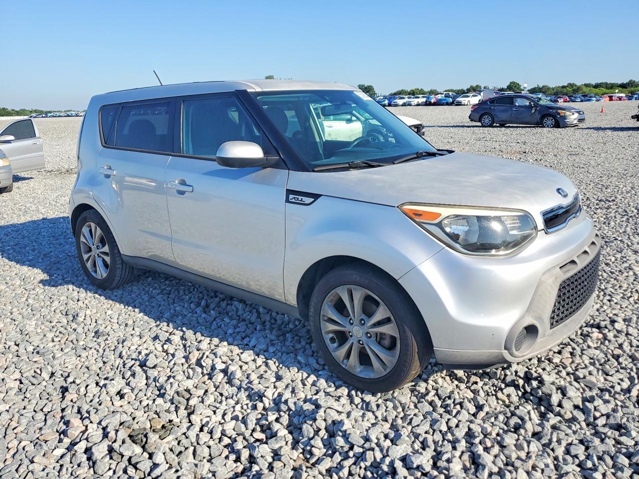 2015 Kia Soul + Серебряный vin: KNDJP3A55F7778211
