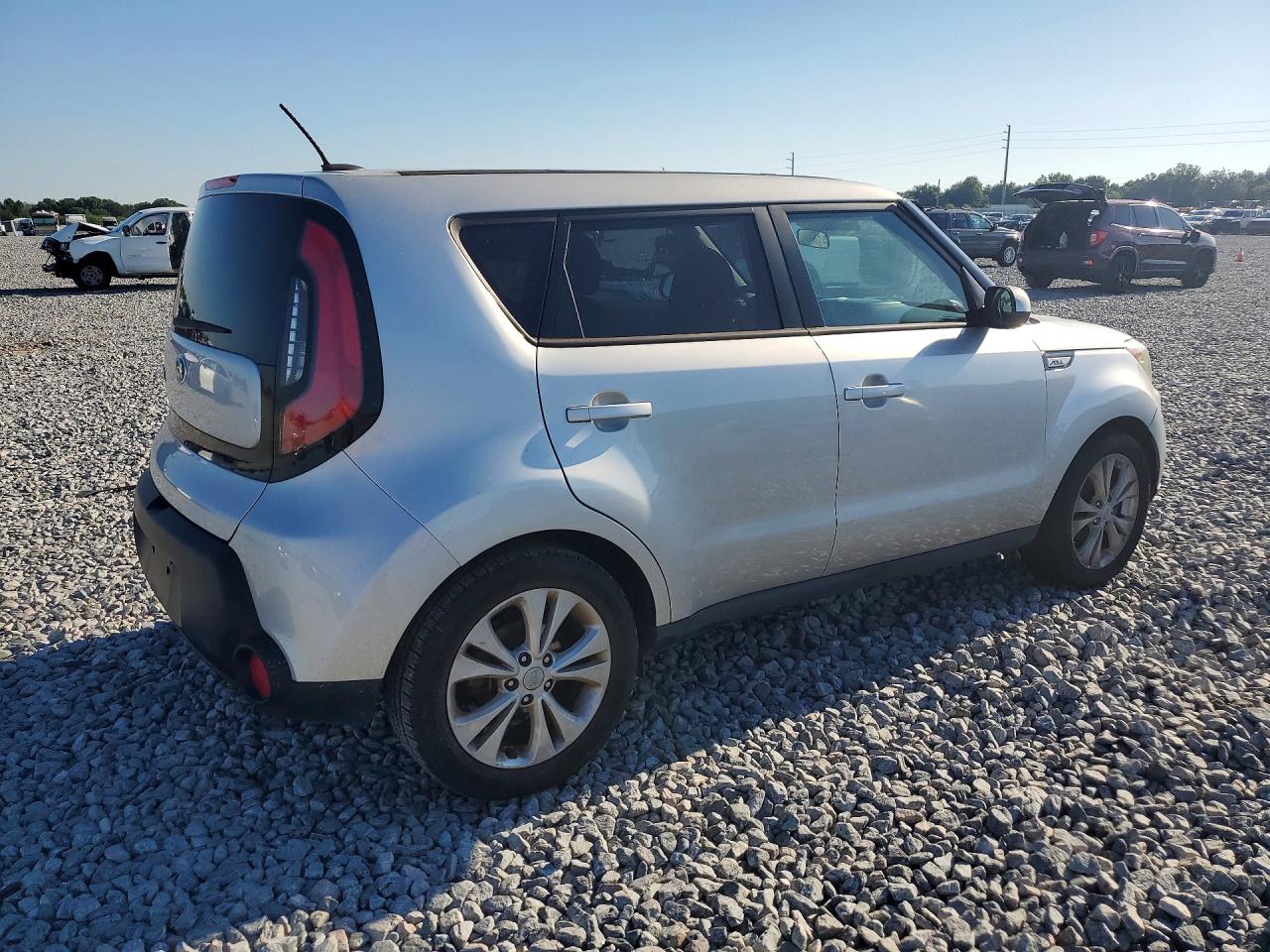 2015 Kia Soul + Серебряный vin: KNDJP3A55F7778211