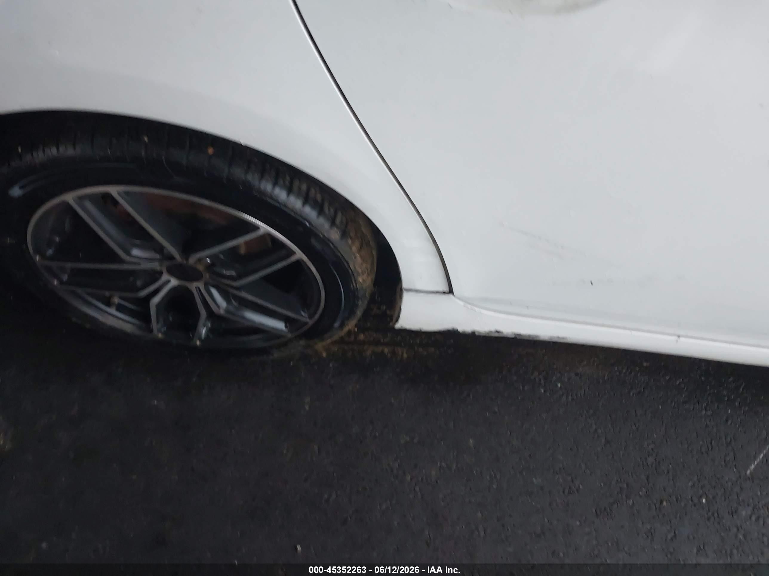 2015 Kia Soul + Белый vin: KNDJP3A55F7786499