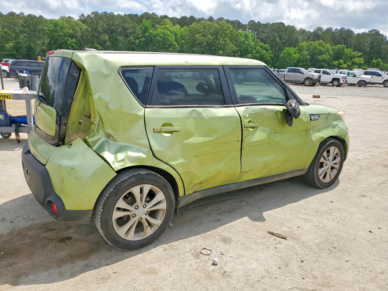 2015 Kia Soul + Green vin: KNDJP3A55F7787295