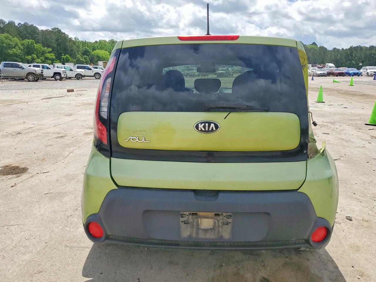 2015 Kia Soul + Green vin: KNDJP3A55F7787295