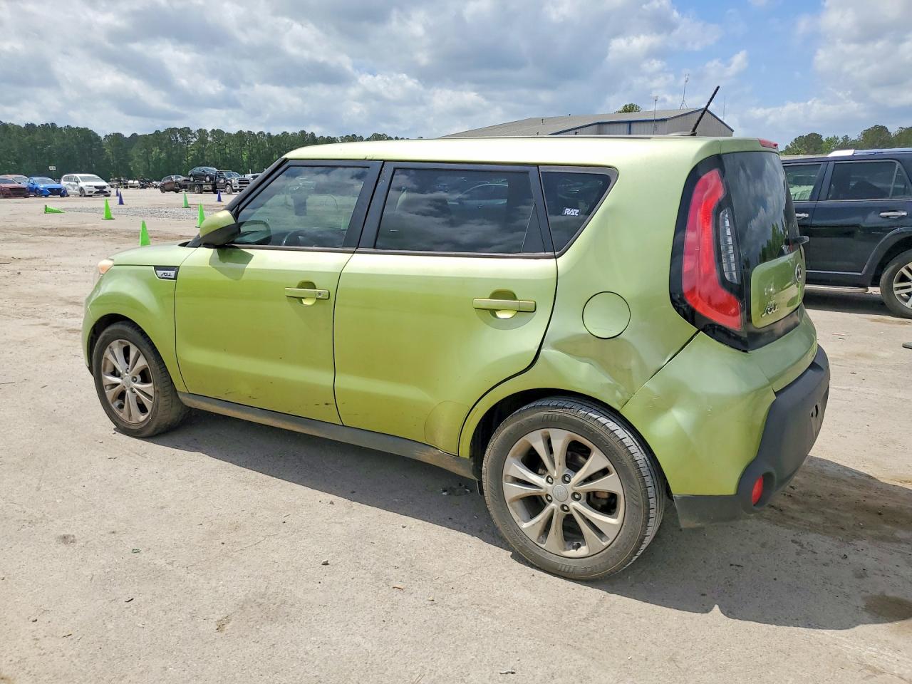 2015 Kia Soul + Green vin: KNDJP3A55F7787295