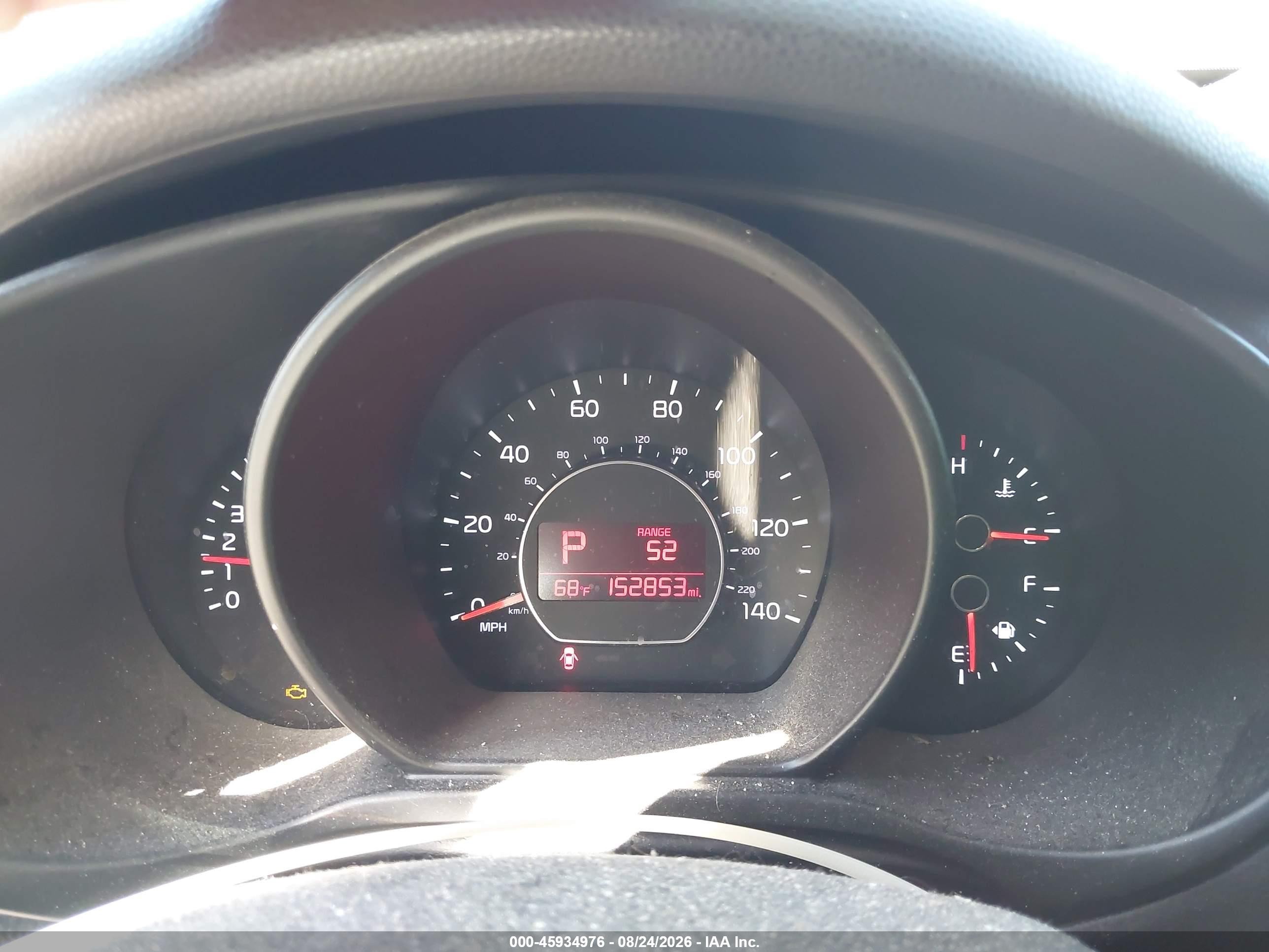 2015 Kia Soul + Red vin: KNDJP3A55F7817055