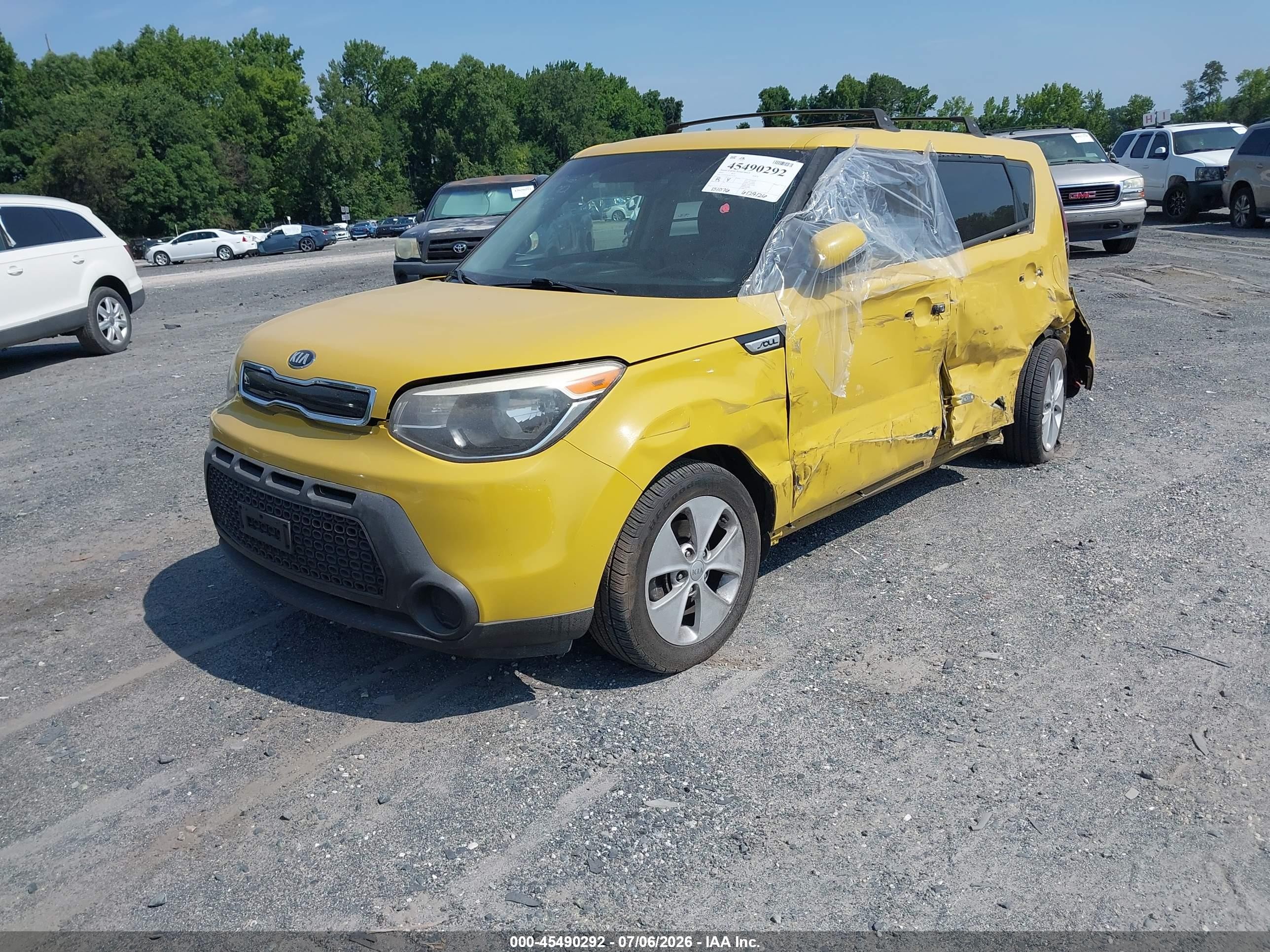 2014 Kia Soul + Yellow vin: KNDJP3A56E7015077