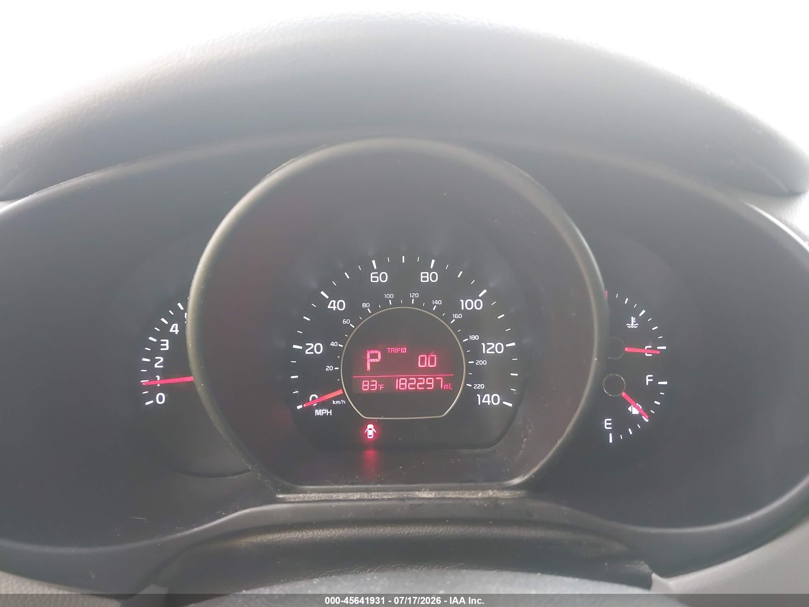 2015 Kia Soul + White vin: KNDJP3A56F7118971