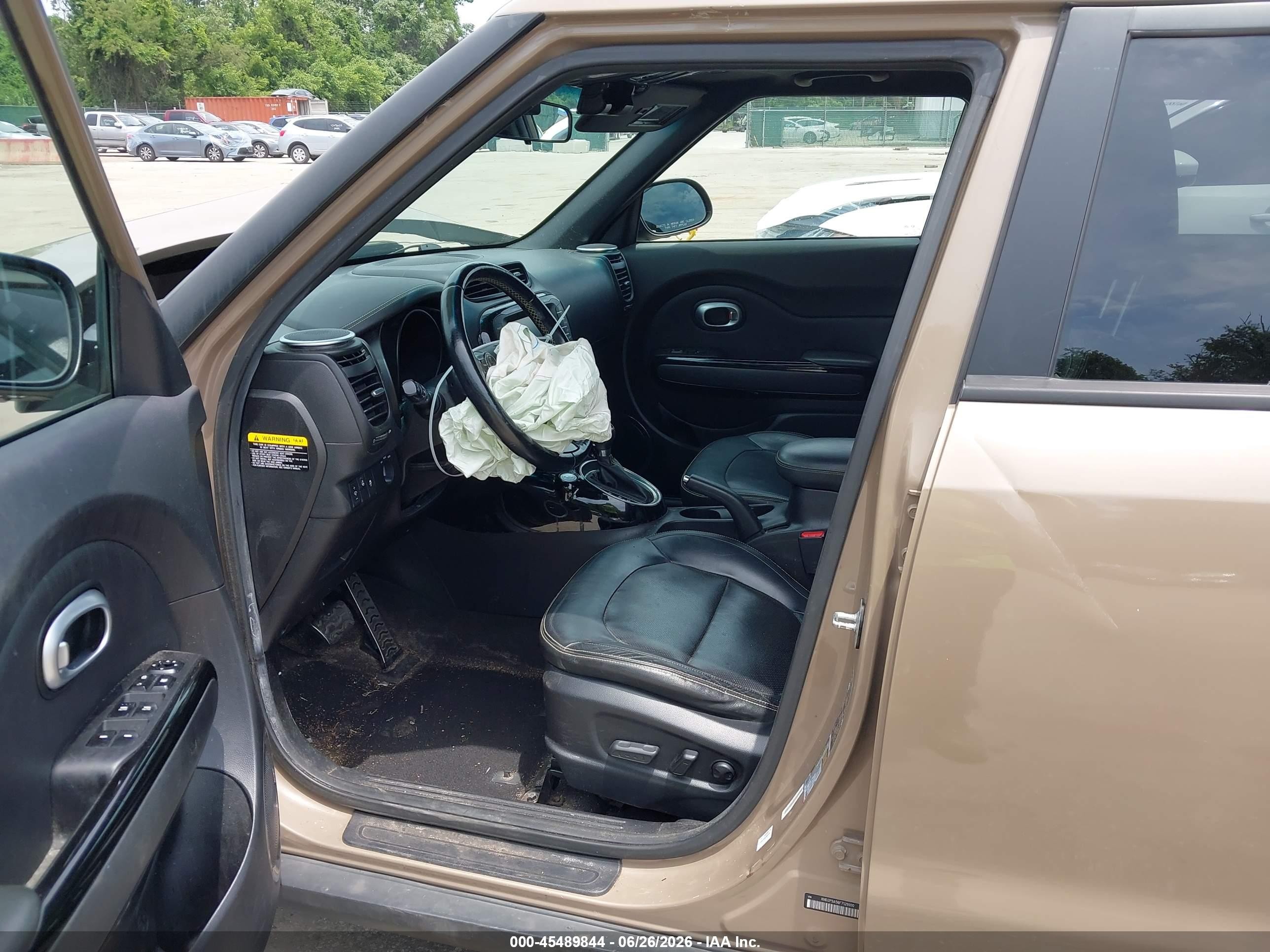 2015 Kia Soul + Brown vin: KNDJP3A56F7129100