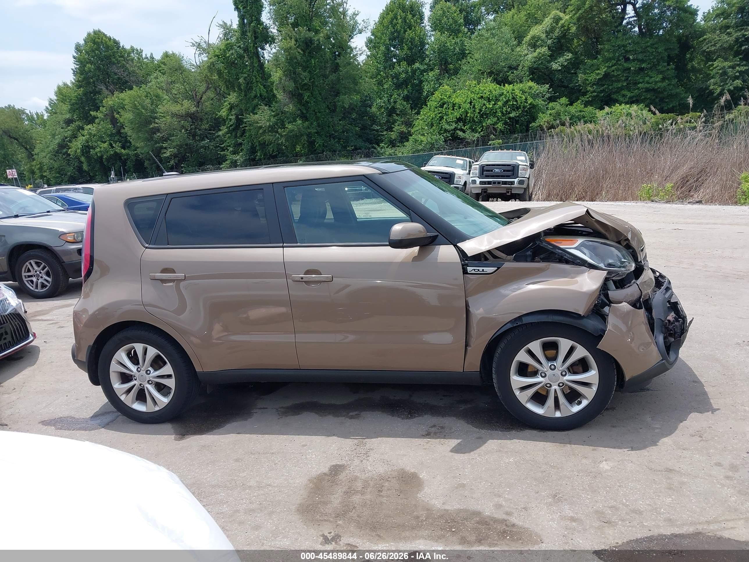 2015 Kia Soul + Brown vin: KNDJP3A56F7129100