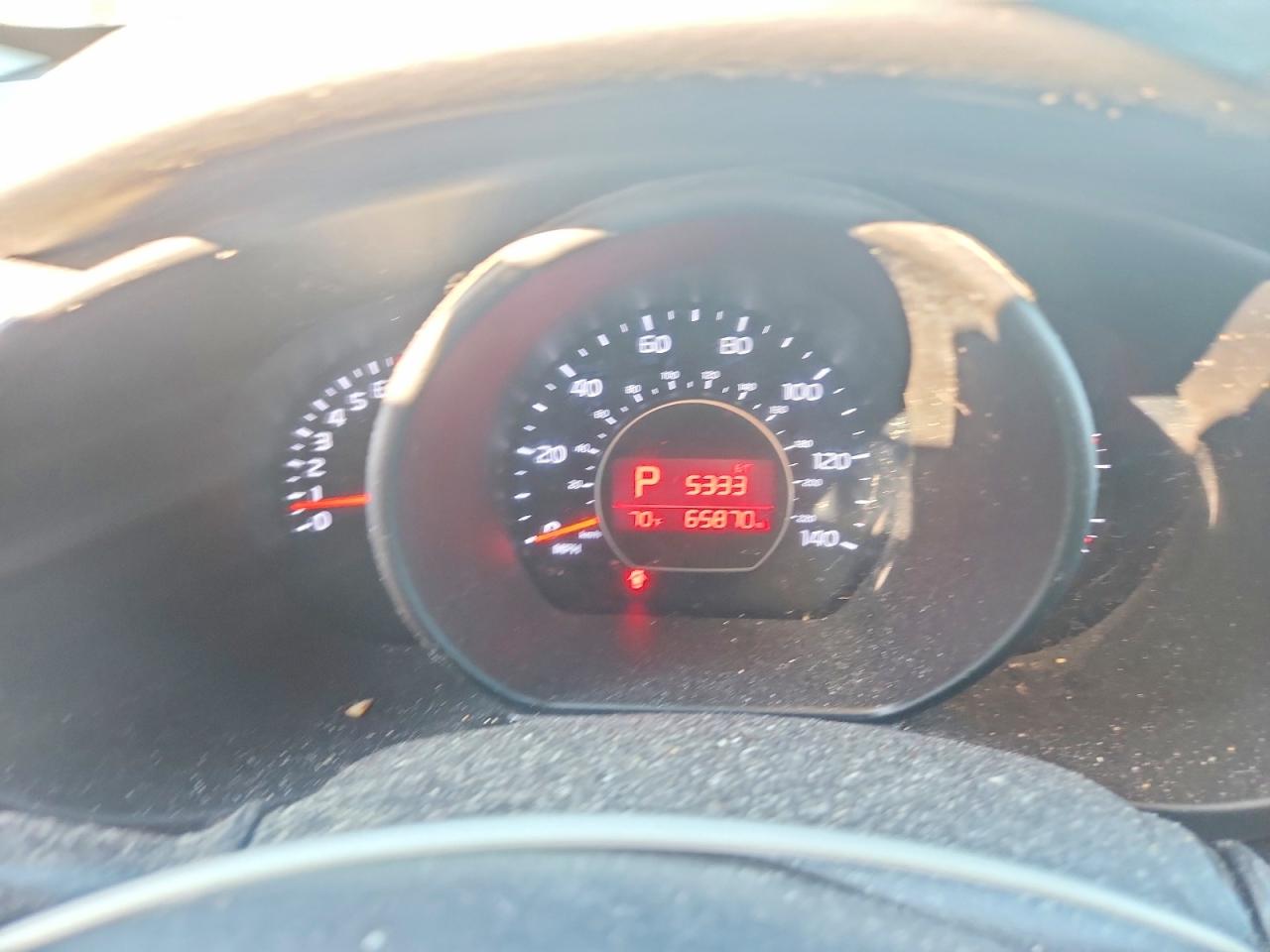 2015 Kia Soul + Желто-коричневый vin: KNDJP3A56F7142221