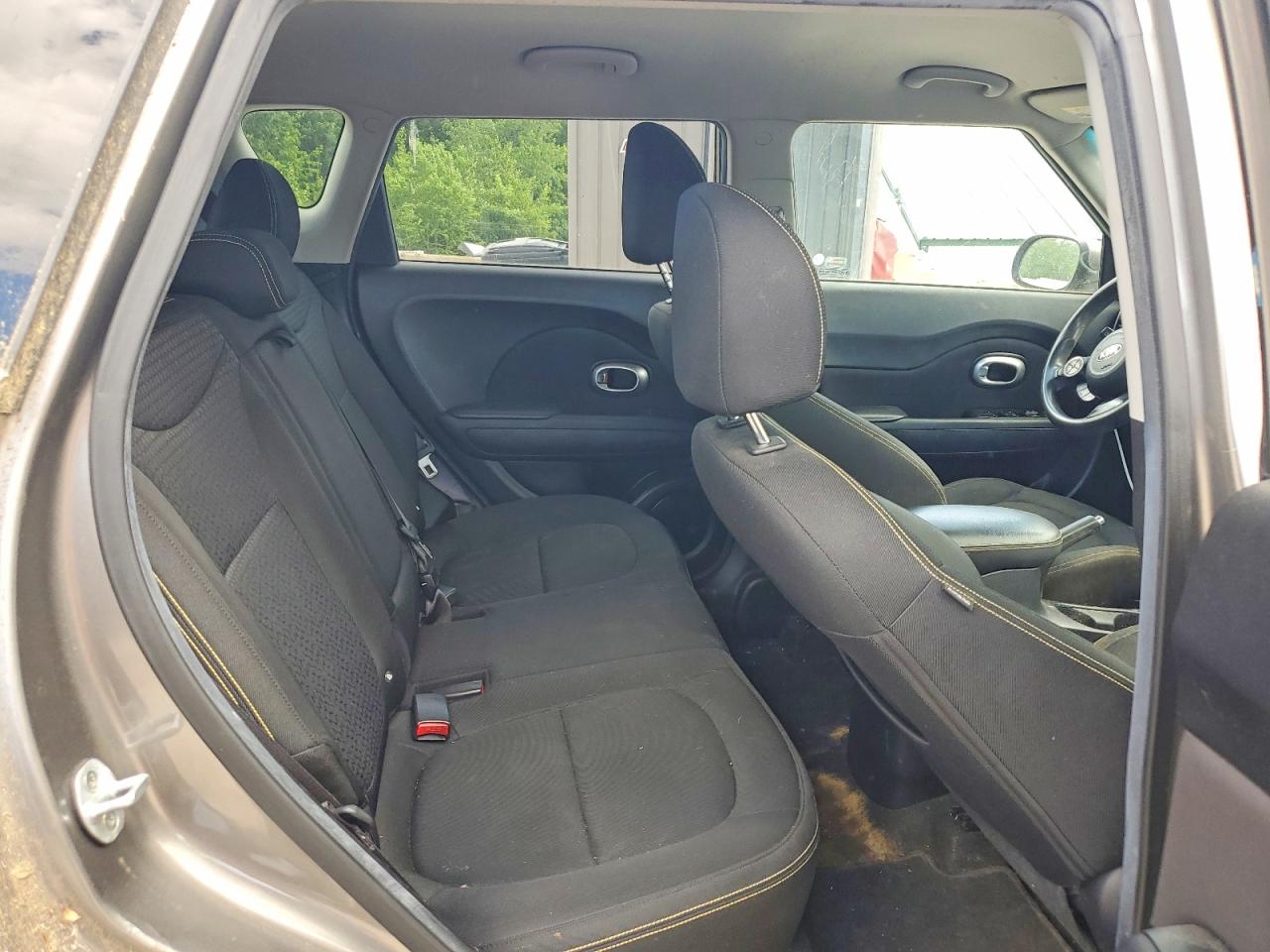 2015 Kia Soul Silver vin: KNDJP3A56F7149962