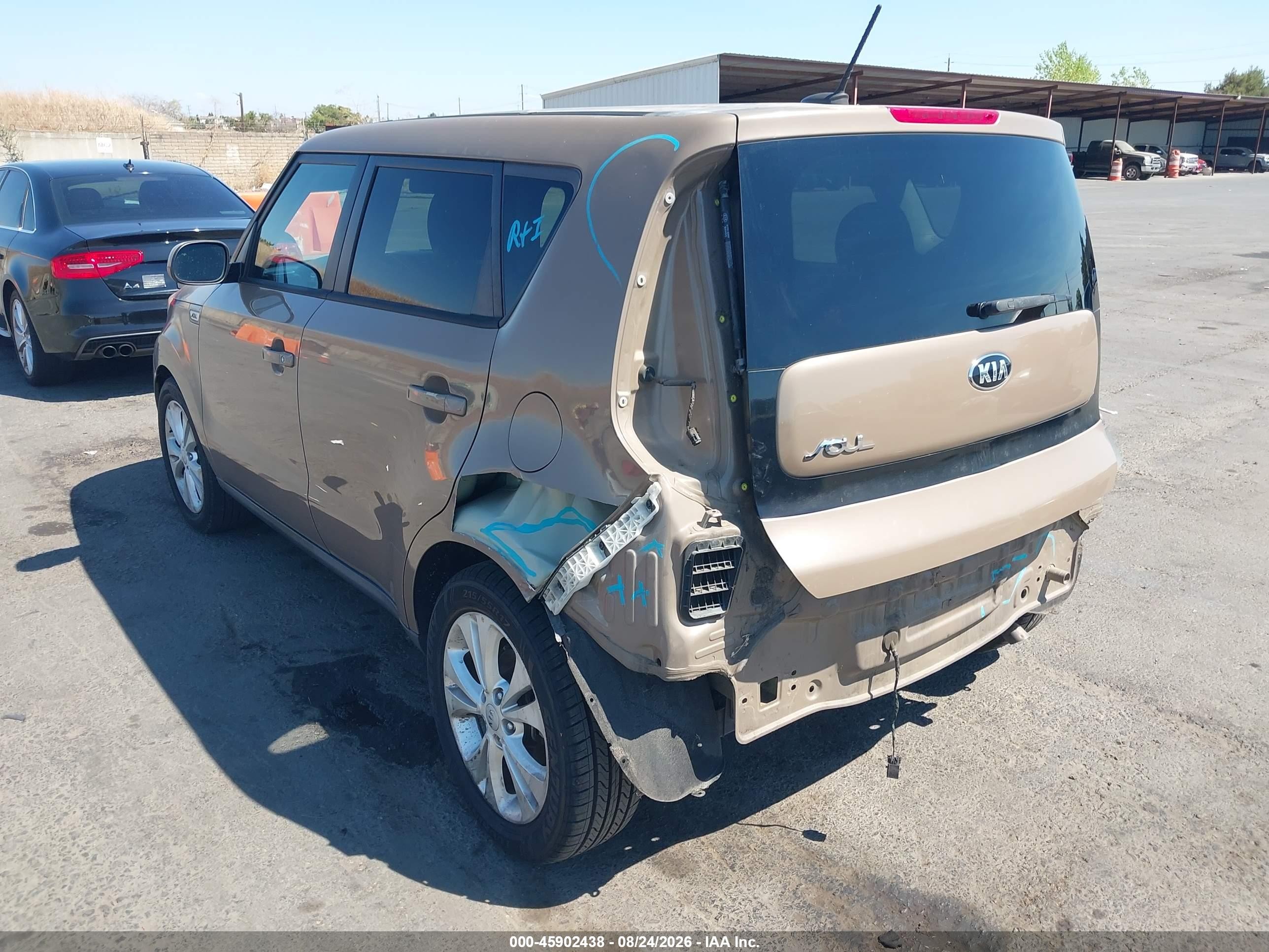 2015 Kia Soul + Tan vin: KNDJP3A56F7193041
