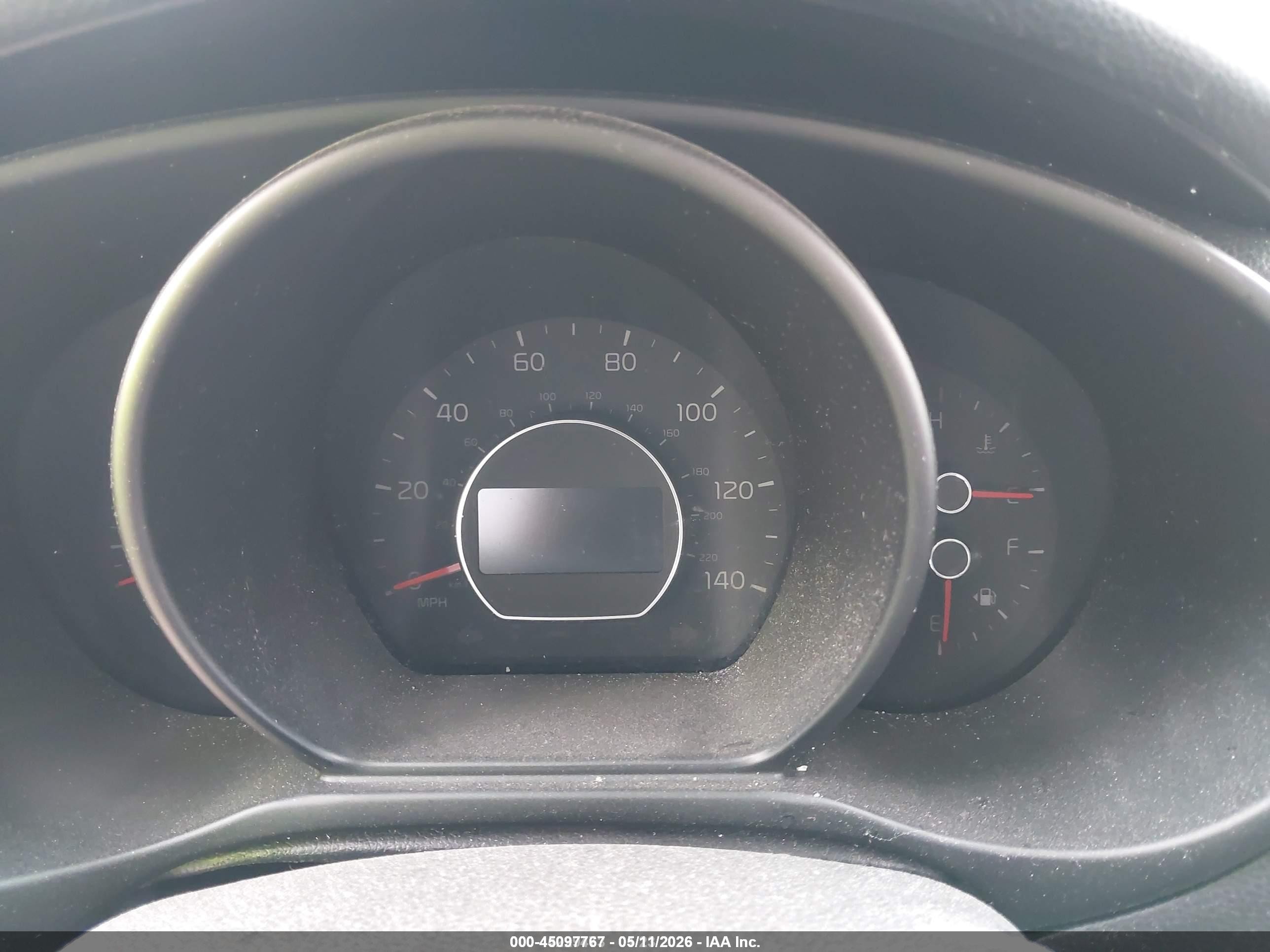 2015 Kia Soul + Серебряный vin: KNDJP3A56F7782056