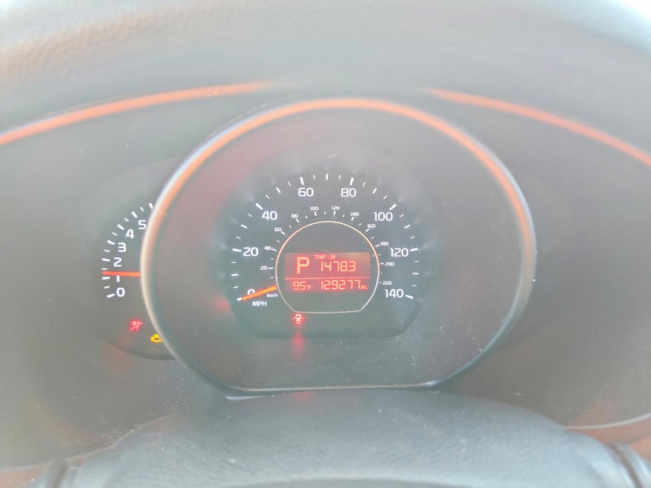 2015 Kia Soul + Green vin: KNDJP3A56F7788259