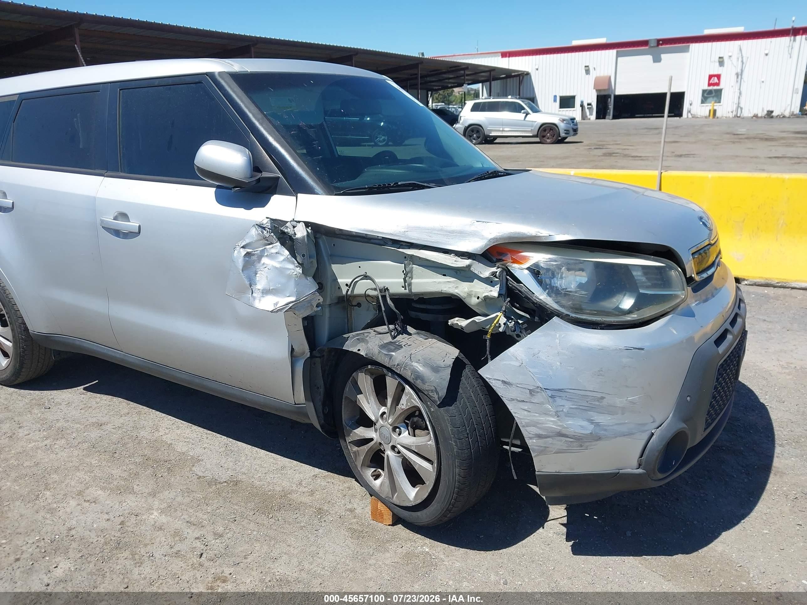 2015 Kia Soul + Серый vin: KNDJP3A56F7794904