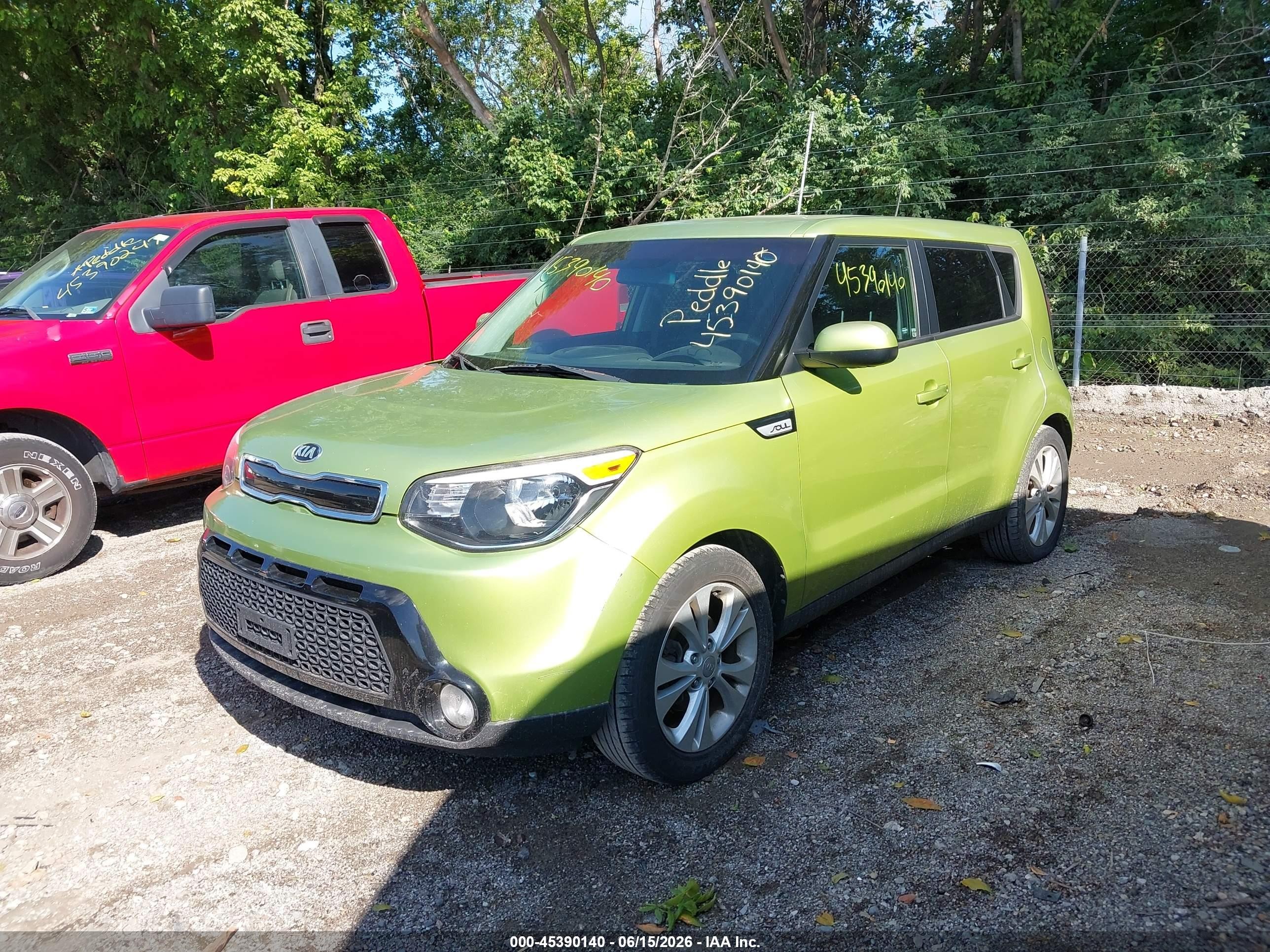 2016 Kia Soul + Green vin: KNDJP3A56G7848493