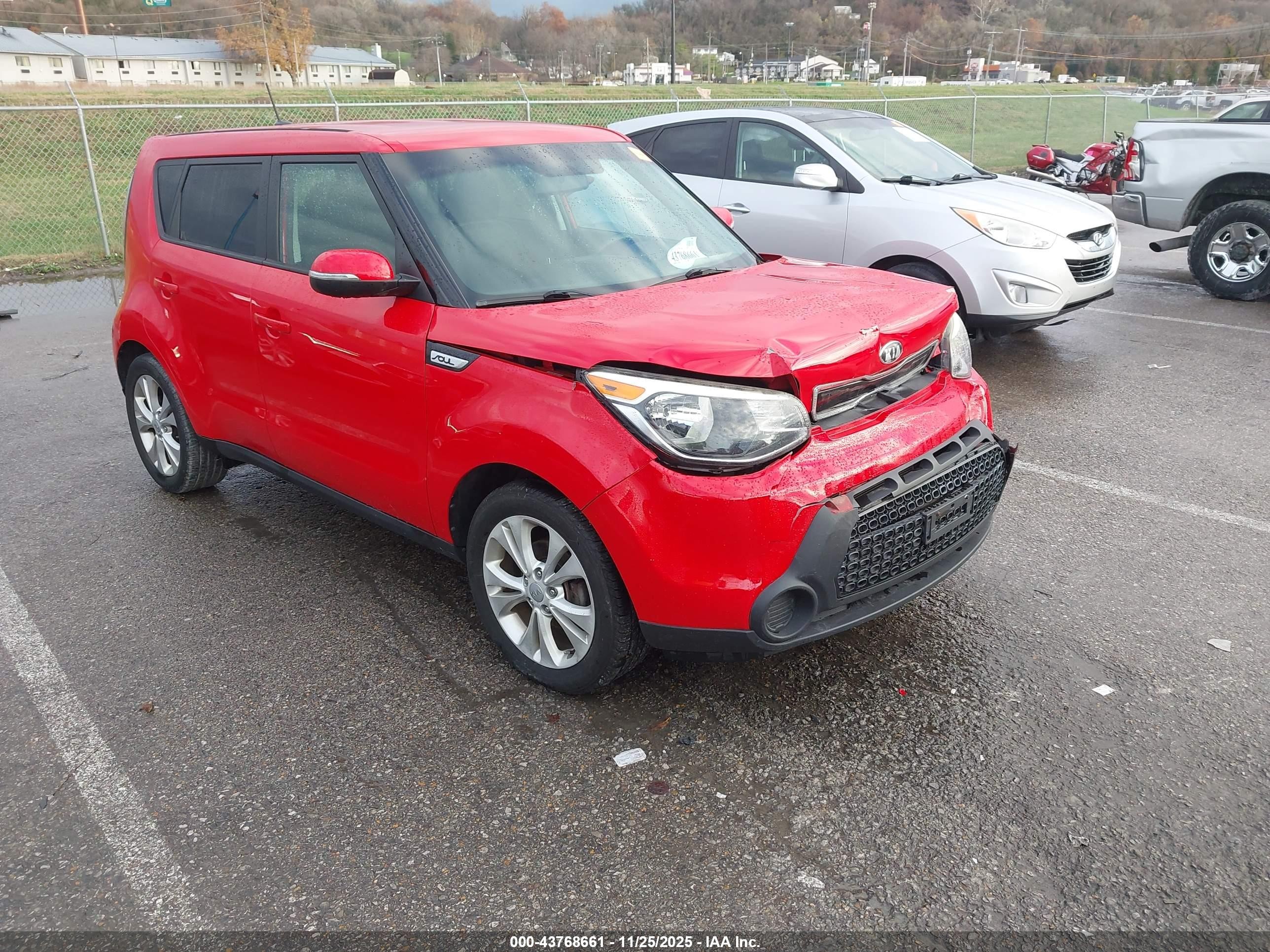 2014 Kia Soul + Красный vin: KNDJP3A57E7705792