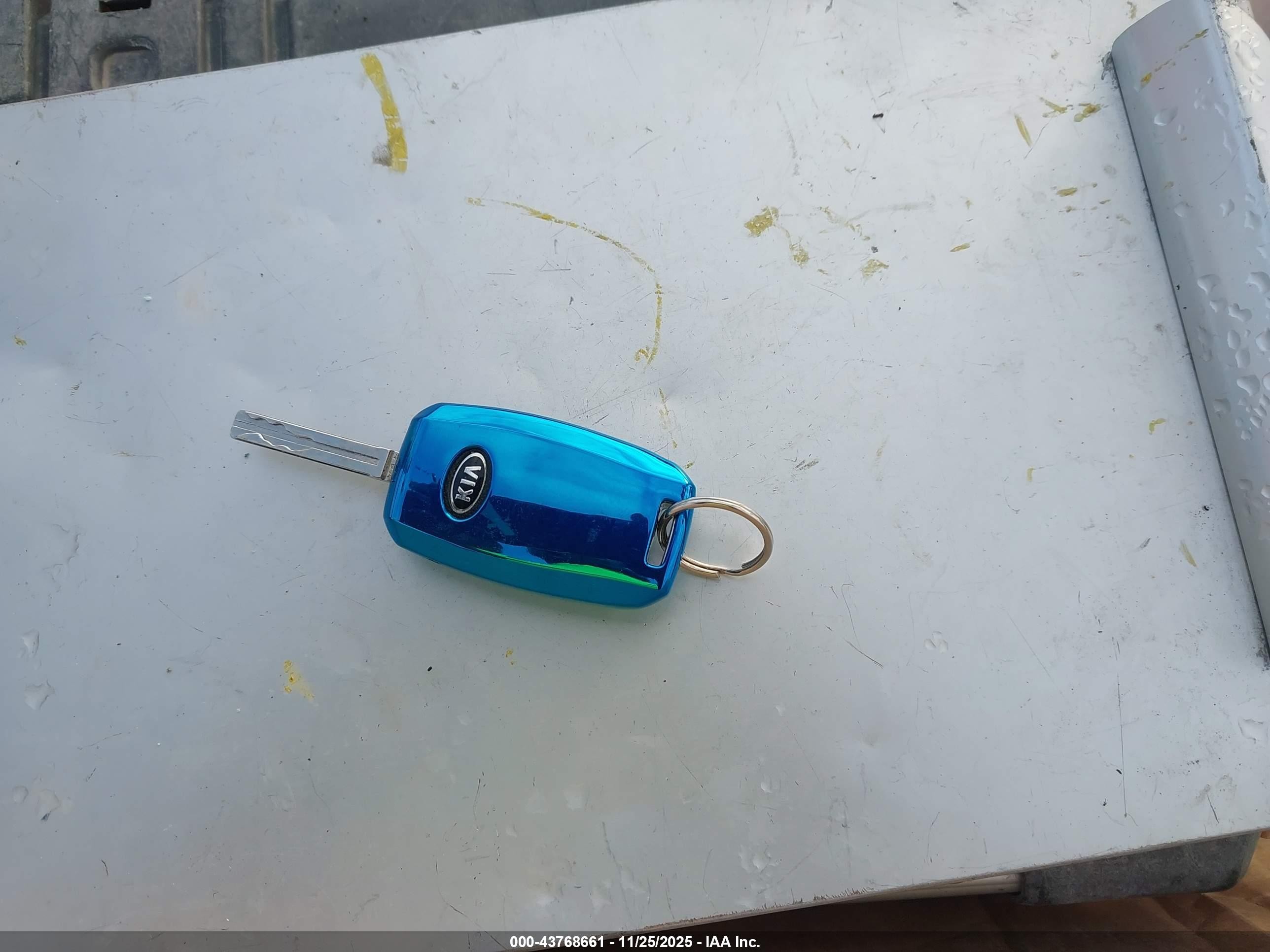 2014 Kia Soul + Красный vin: KNDJP3A57E7705792