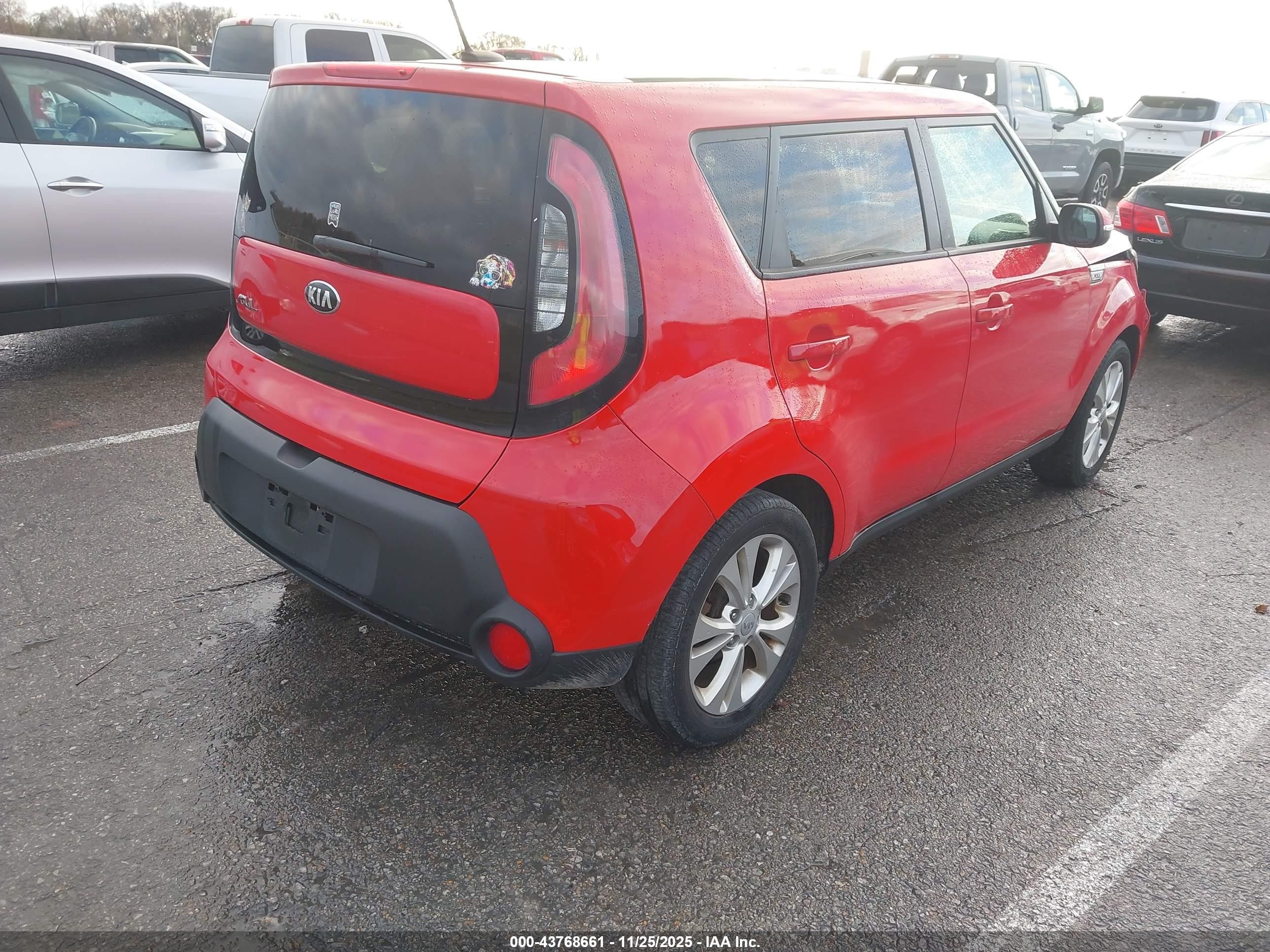 2014 Kia Soul + Красный vin: KNDJP3A57E7705792