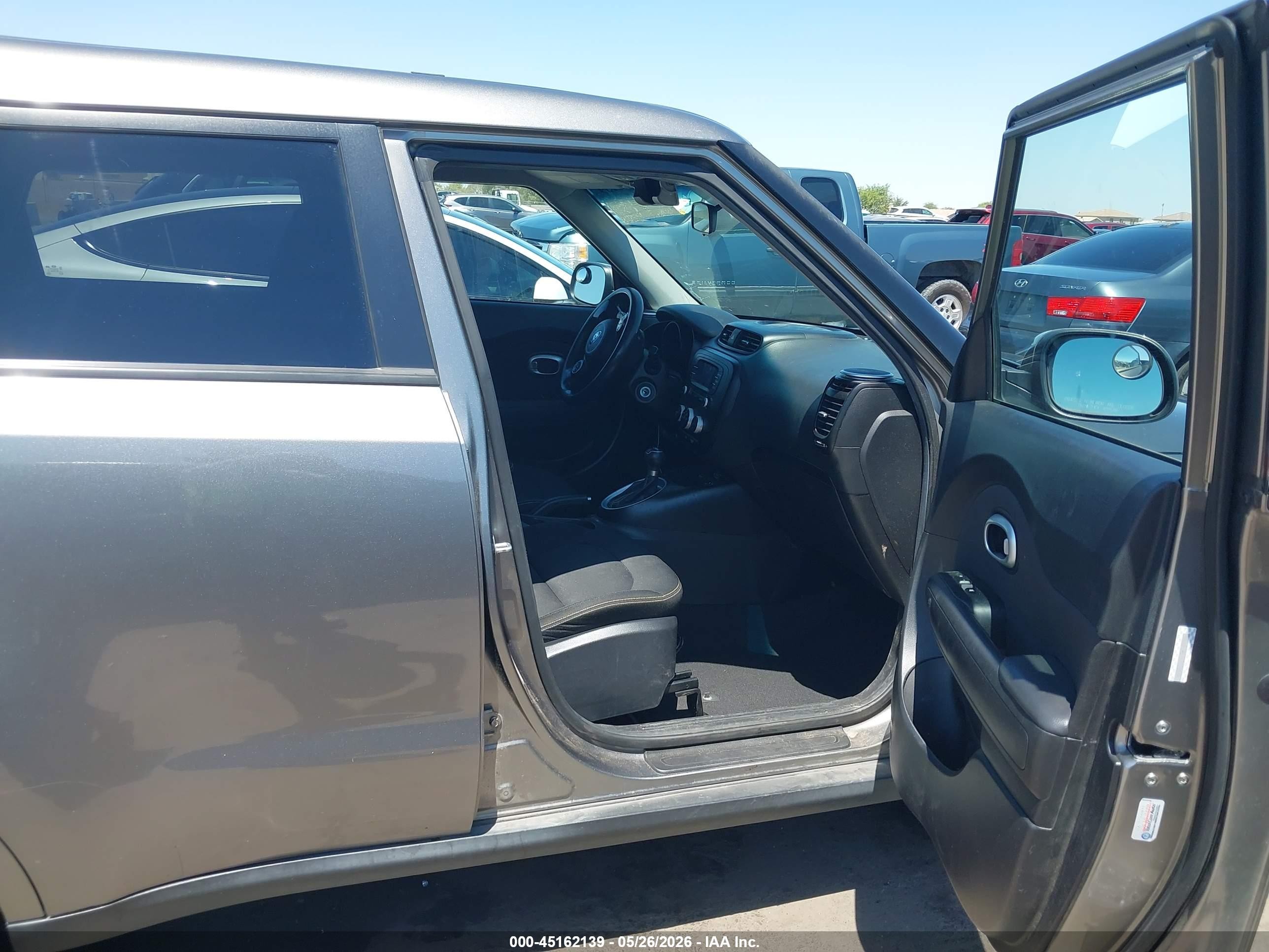 2015 Kia Soul + Gray vin: KNDJP3A57F7126674